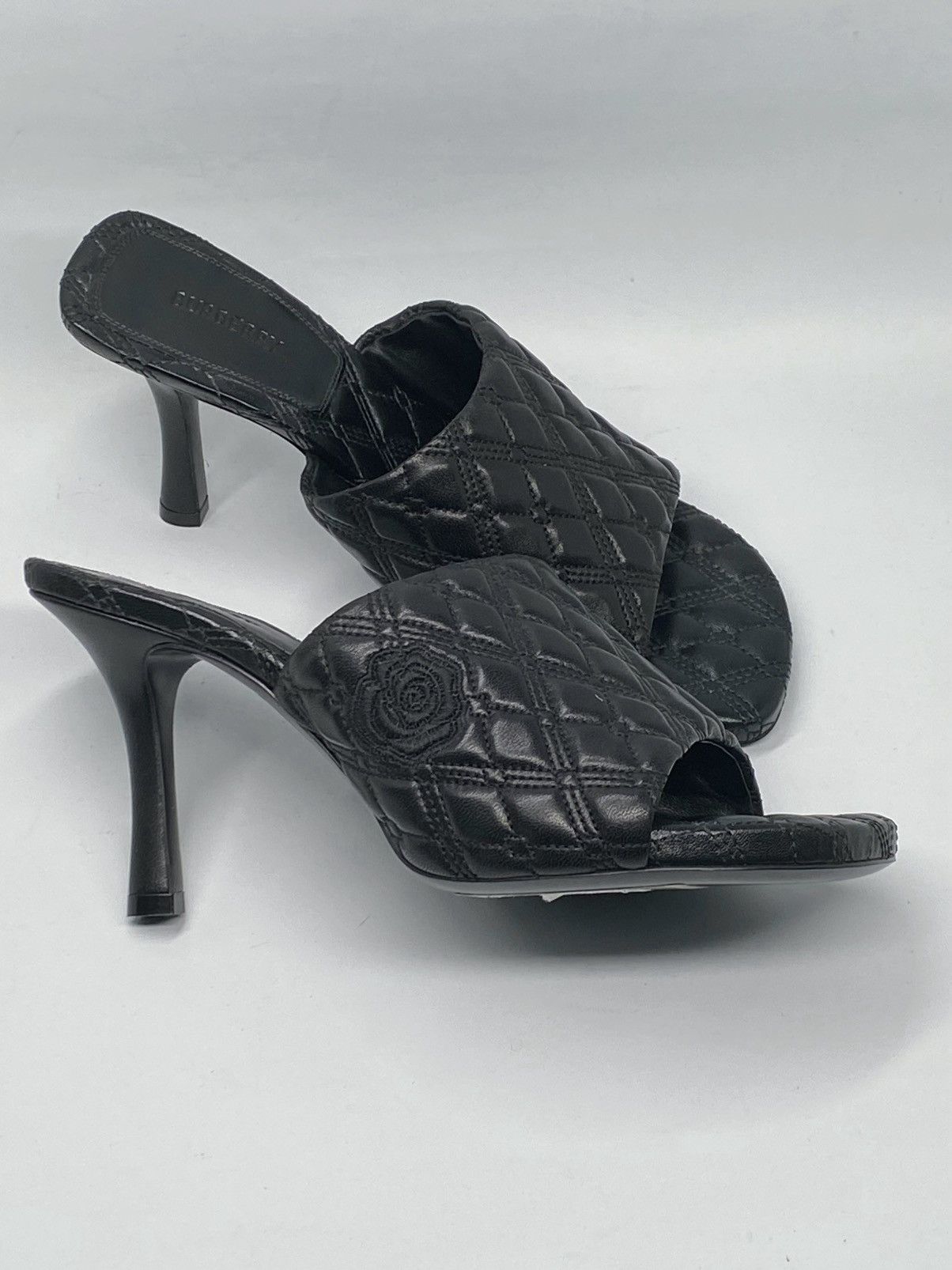 Burberry Burberry Quilted Leather Mules size 37 Size US 7 / IT 37 - 6 Thumbnail
