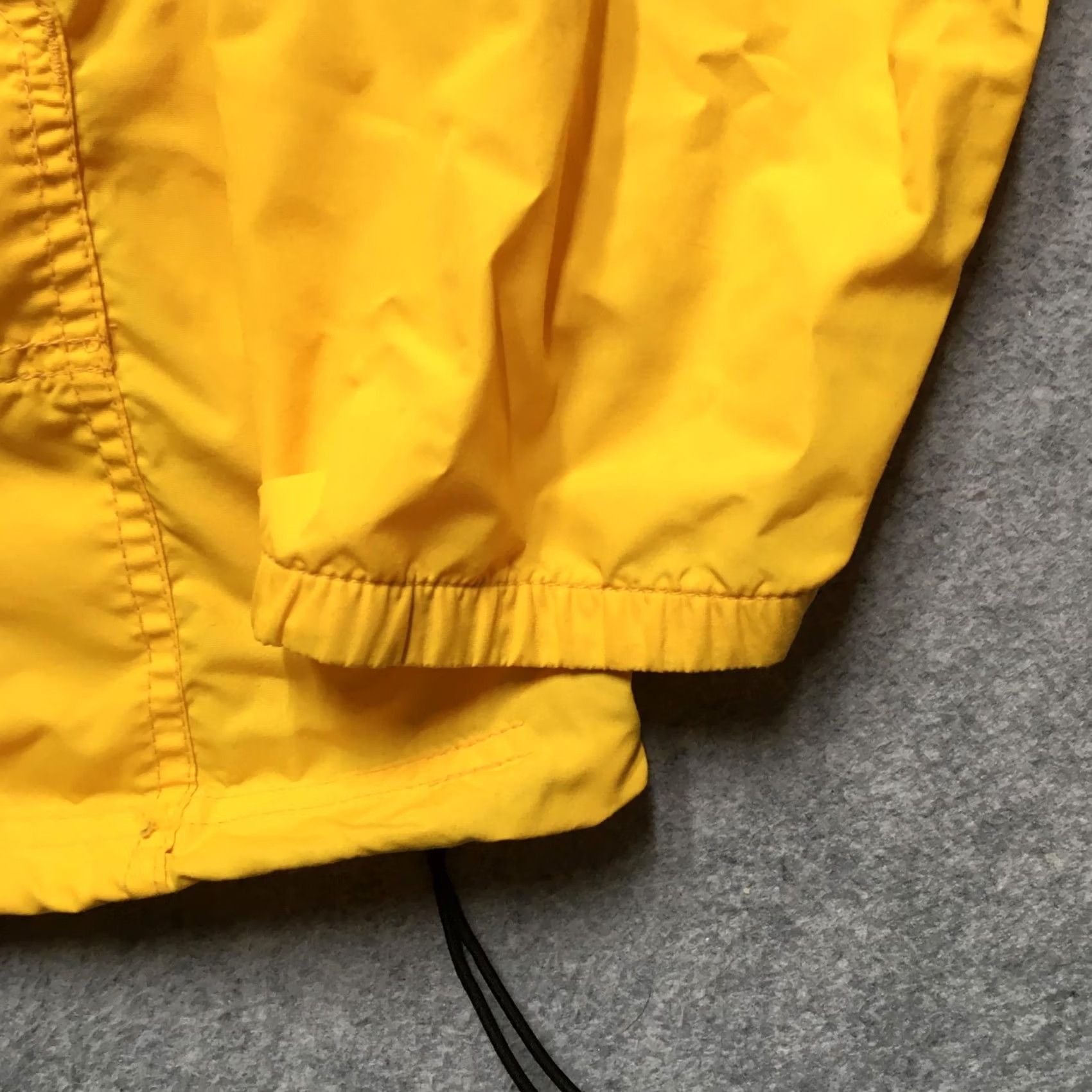 Vintage VINTAGE L.L.Bean Jacket Mens 56 Regular Yellow Nylon Hooded Anorak Pullover 80s USA Mens Size US XL / EU 56 / 4 - 2 Thumbnail