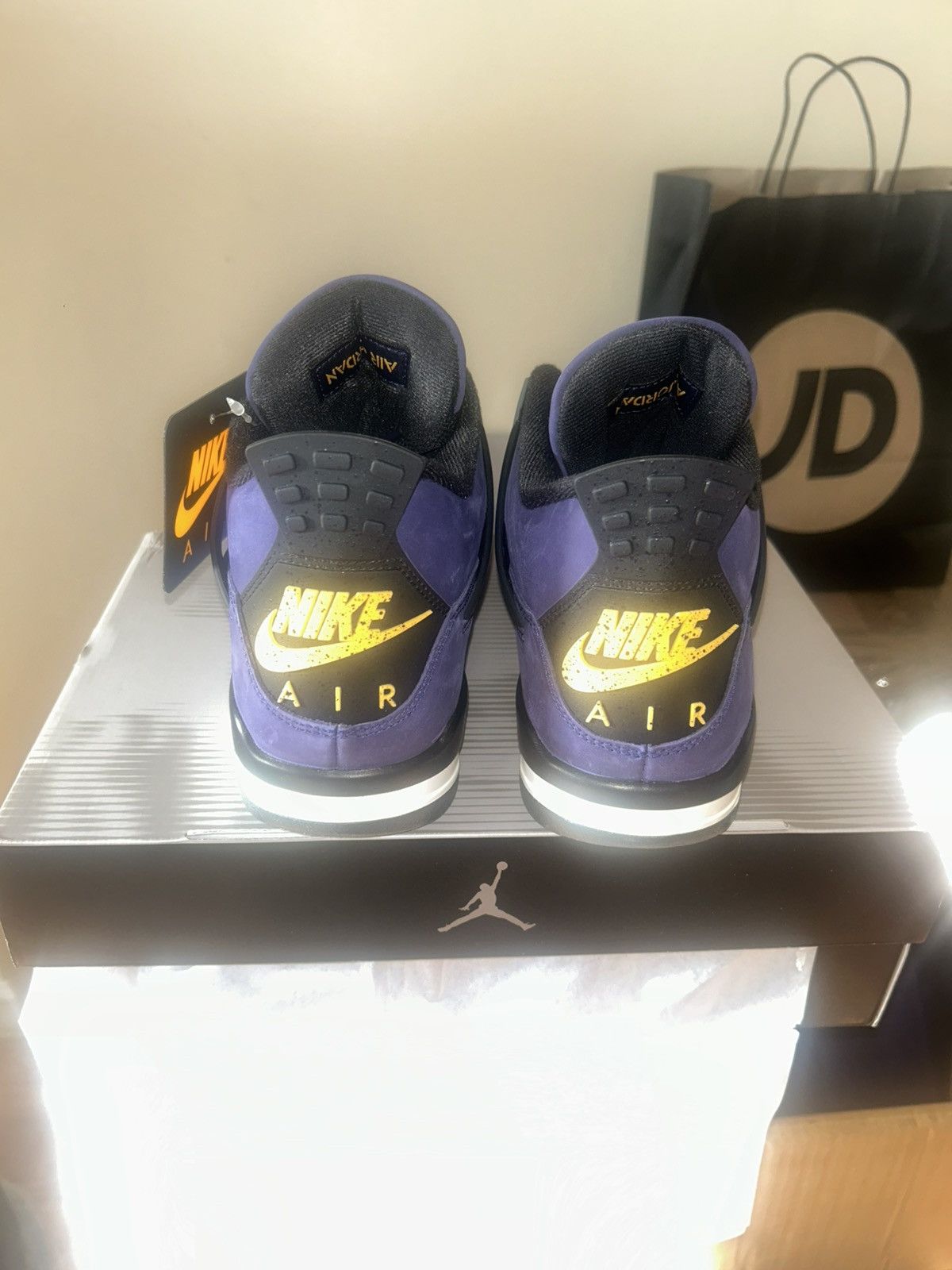 Nike Jordan 4 Retro Lakers. (sz-11 Men’s) Brand New 100% Size US 11 / EU 44 - 4 Thumbnail
