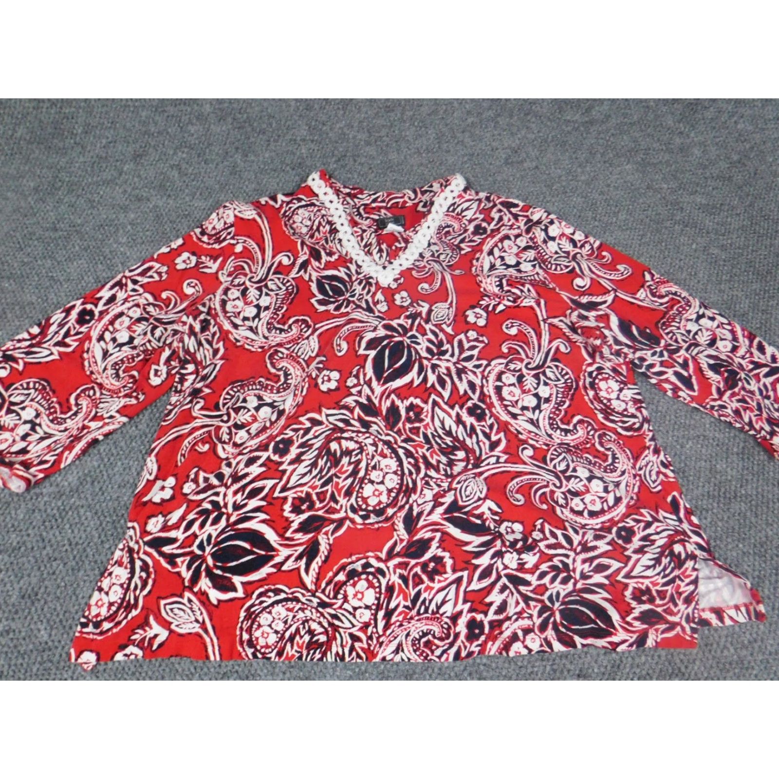 Vintage Lark Lane Blouse Womens 2X Plus Red Floral Pullover Long Sleeve Collared Button Cotton Casual Size XXL / US 16-18 / IT 52-54 - 2 Thumbnail