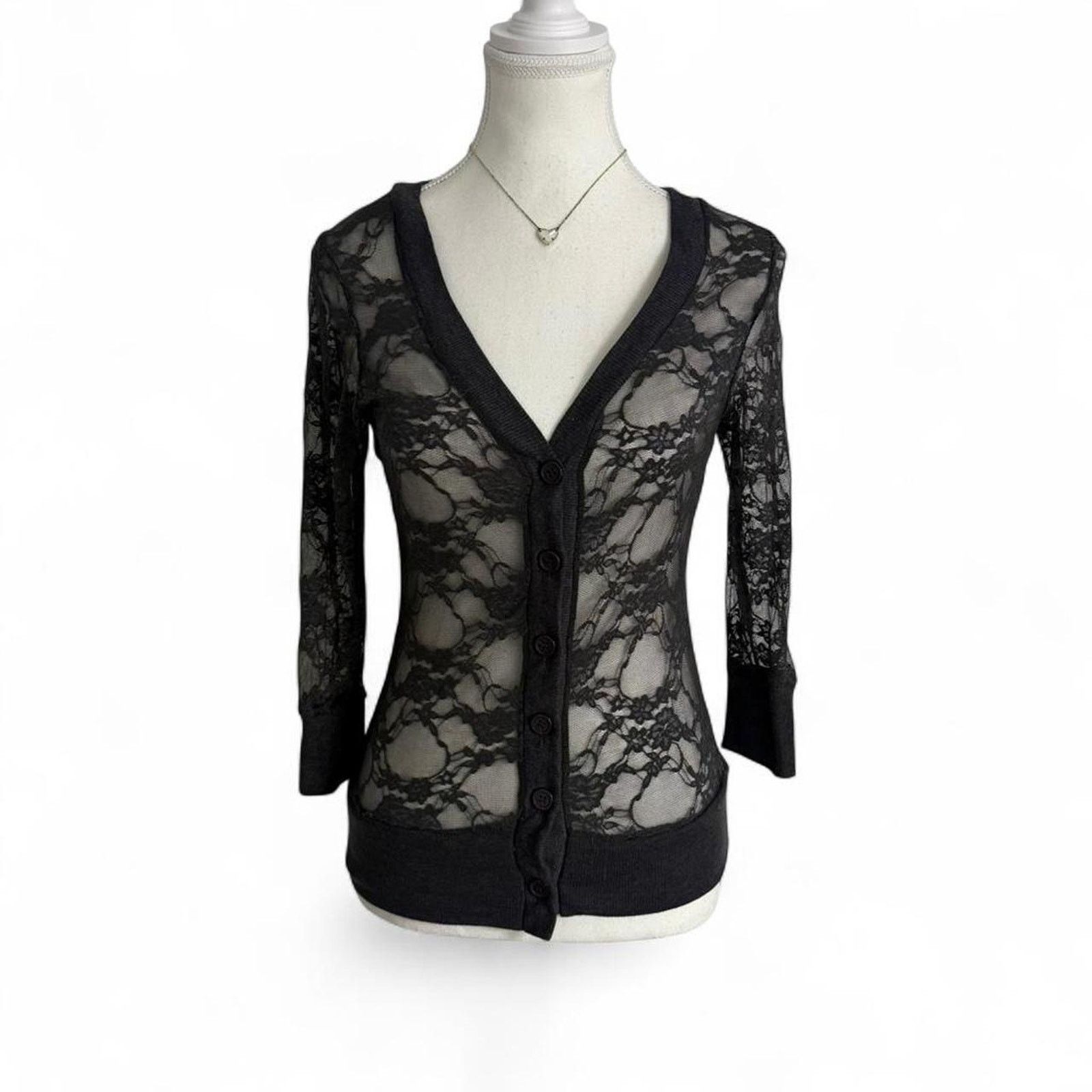 Other Lace Button Up Sheer Layering Top - Sweater Size Medium Size M / US 6-8 / IT 42-44 - 1 Thumbnail