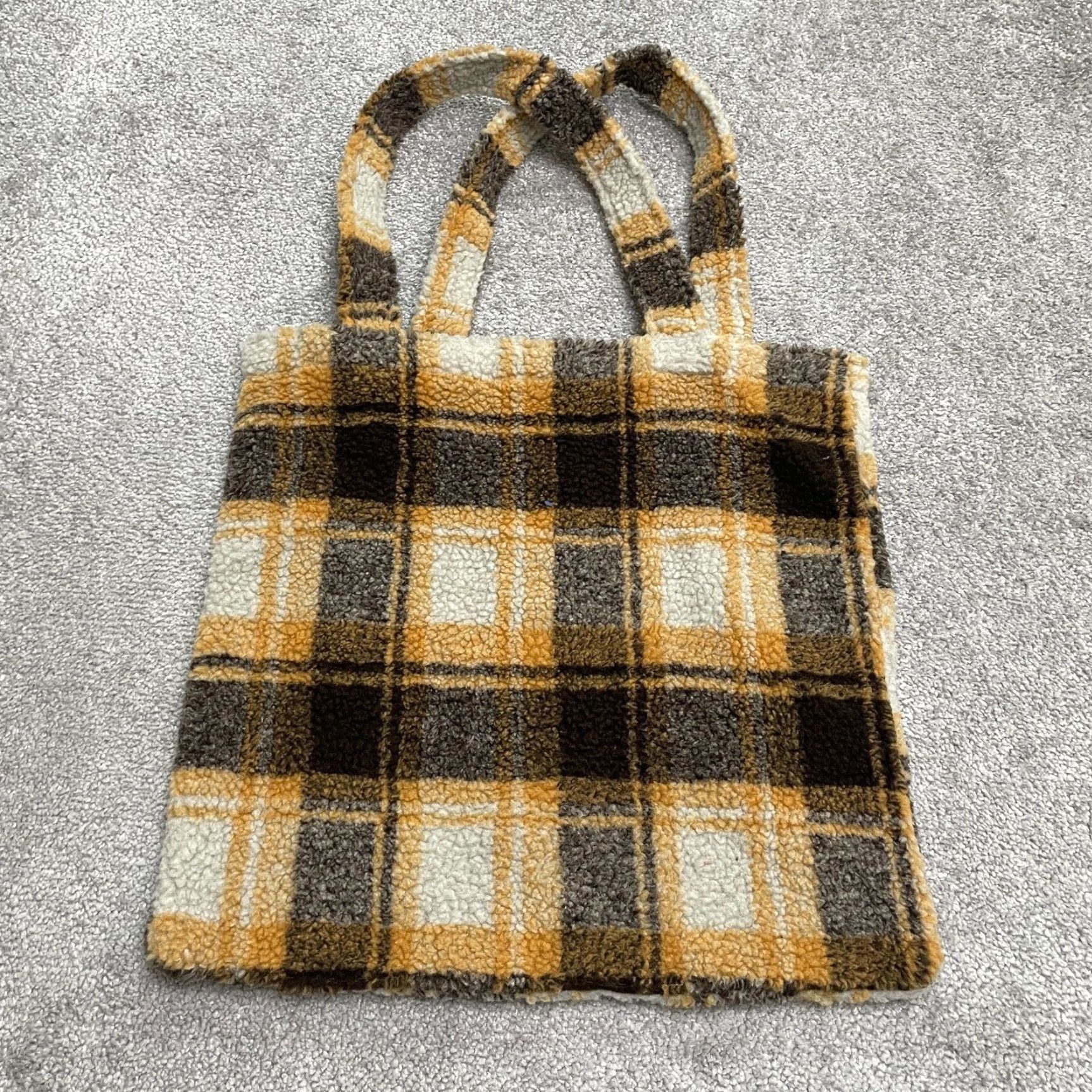 Forever 21 FOREVER 21 Tote Bag Square Multicolor Fleece Plaid Women's Small Casual 39x38 Size S / US 4 / IT 40 - 2 Thumbnail