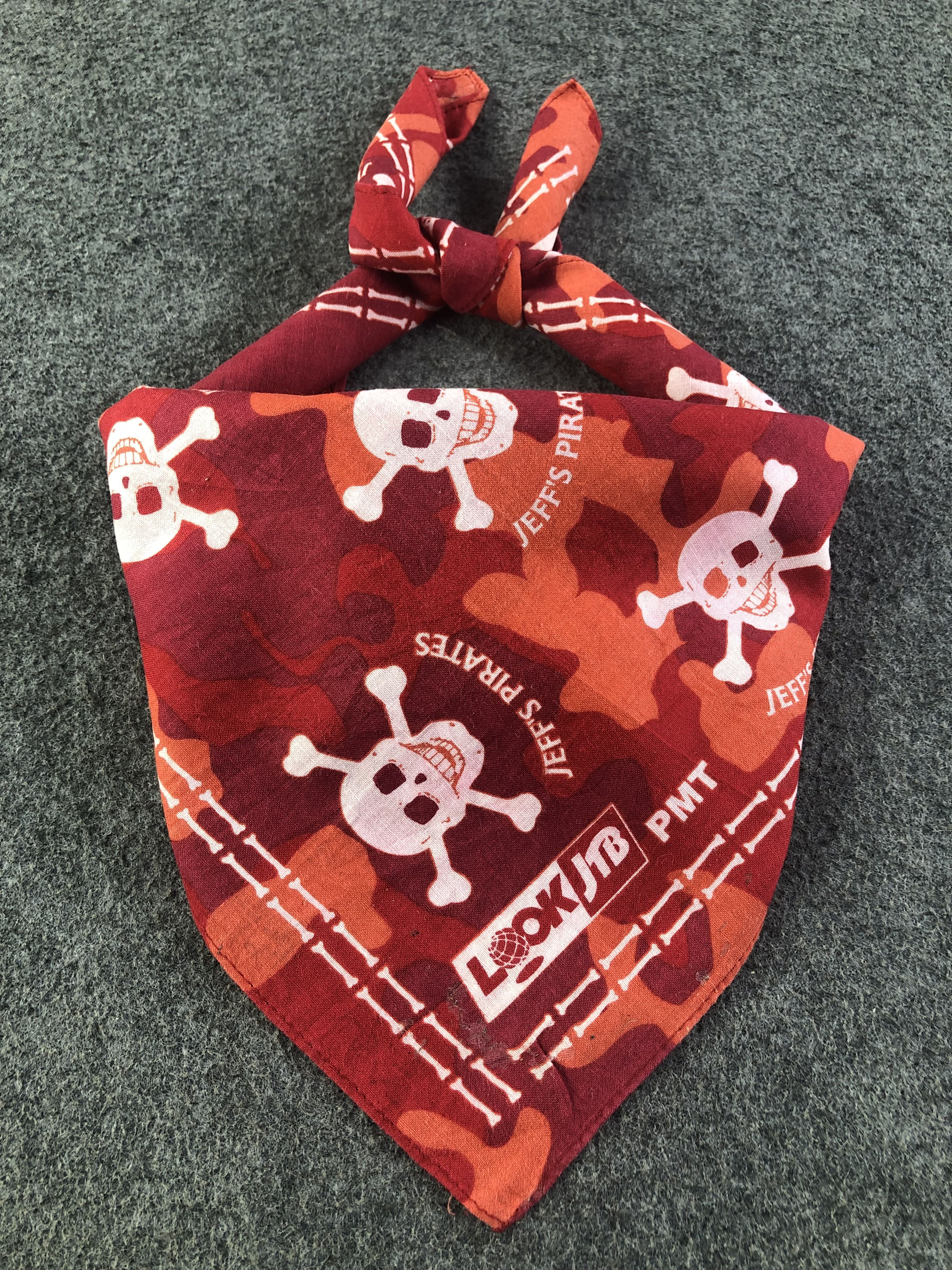 Vintage Jeff's Pirates Handkerchief / Bandana / Neckerchief Size ONE SIZE - 1 Thumbnail