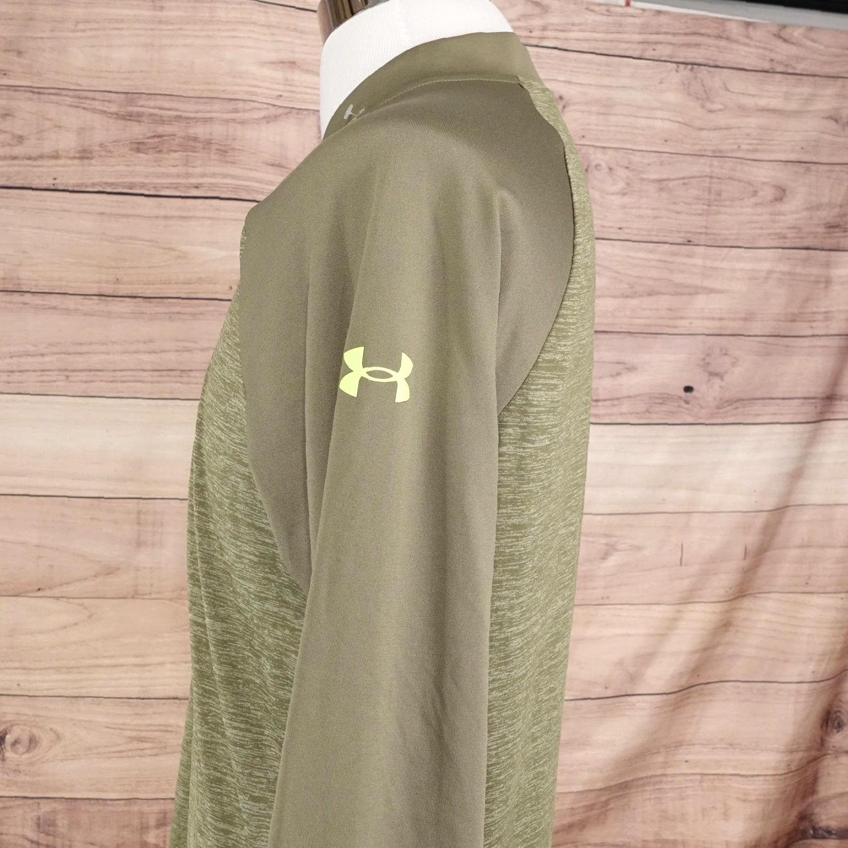 Under Armour Under Armour Pullover Mens M Green 1/4 Zip Long Sleeve Lightweight Athletic Shirt Size US M / EU 48-50 / 2 - 4 Thumbnail
