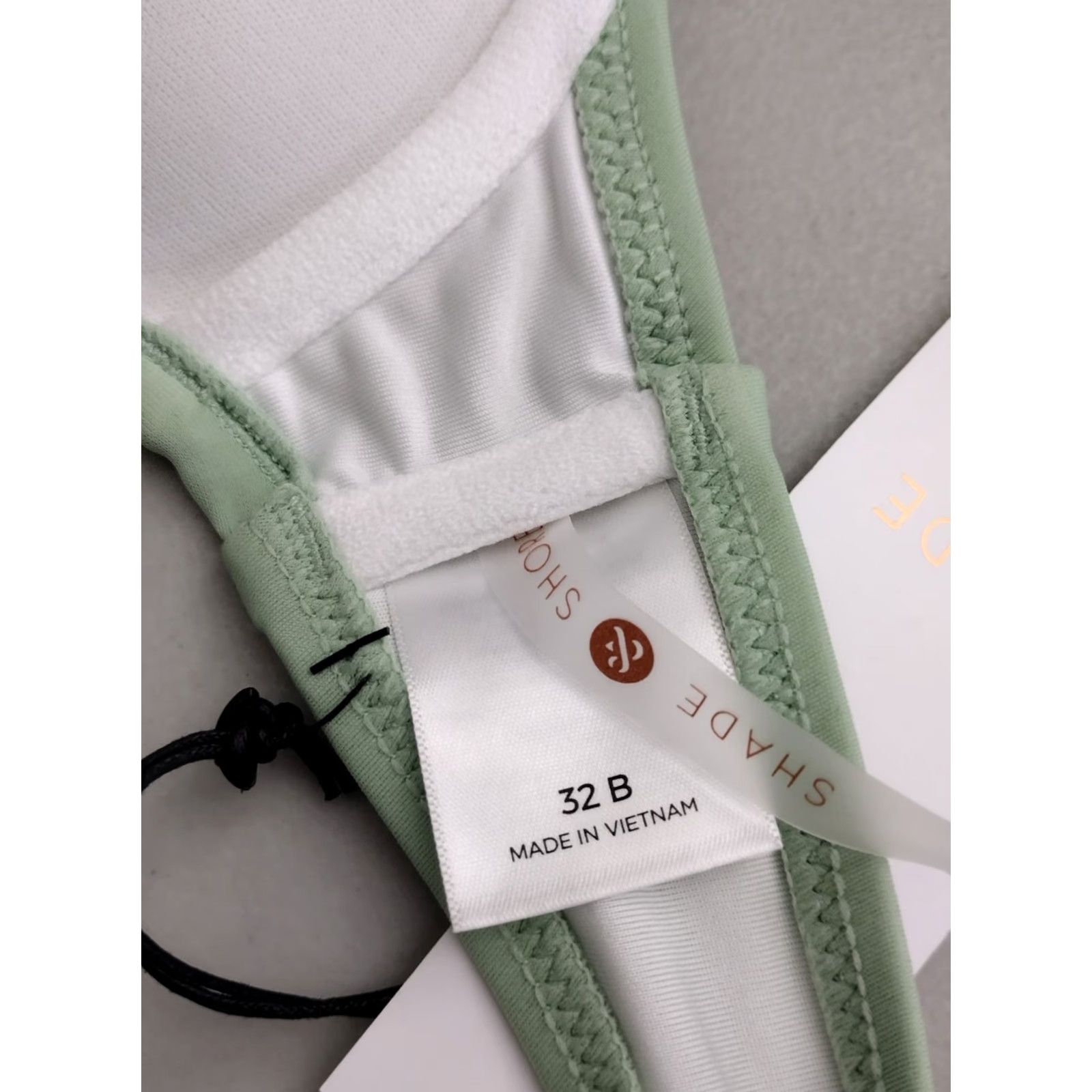 Vintage Shade & Shore Bikini Top Shirt Women 32B Green Front Tie Spaghetti Padded Lined Nylon Polyester Spandex Beach 90s Style Mens Womens Size XXS / US 00 / IT 34 - 5 Thumbnail