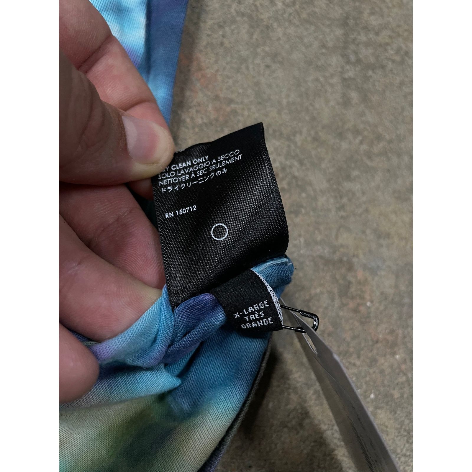 Amiri Amiri Tie Dye Dove Tee XL Used Size US XL / EU 56 / 4 - 5 Thumbnail