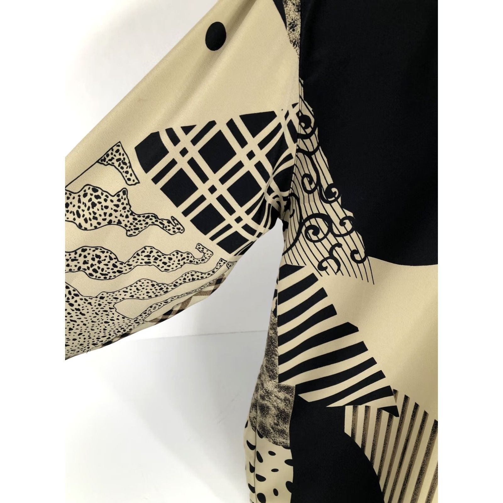 Vintage SANGI USA - 1990s Vintage Geometric Mens Shirt Md/Lg - Button-Up Long Sleeve Black / Tan Mens Size US M / EU 48-50 / 2 - 4 Thumbnail