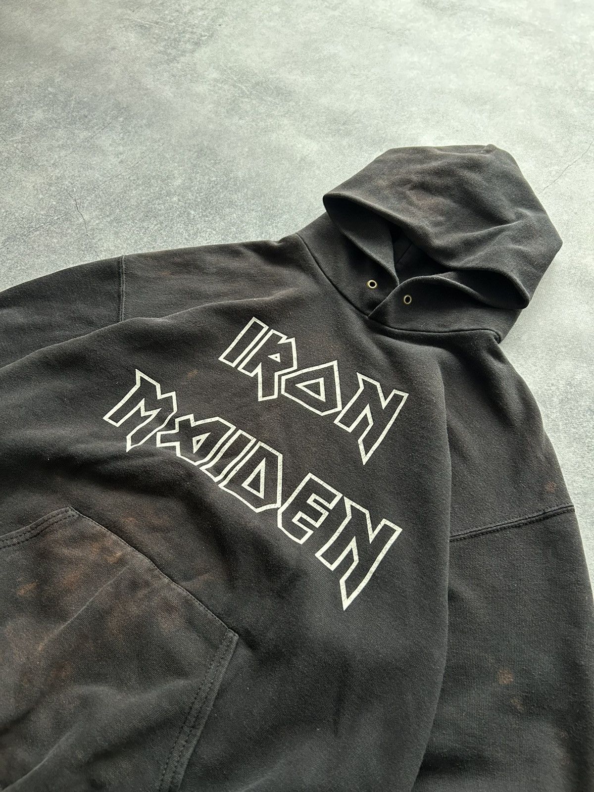 Vintage Vintage Iron Maiden Big logo Y2k faded hoodies mens 2000s Size US L / EU 52-54 / 3 - 4 Thumbnail