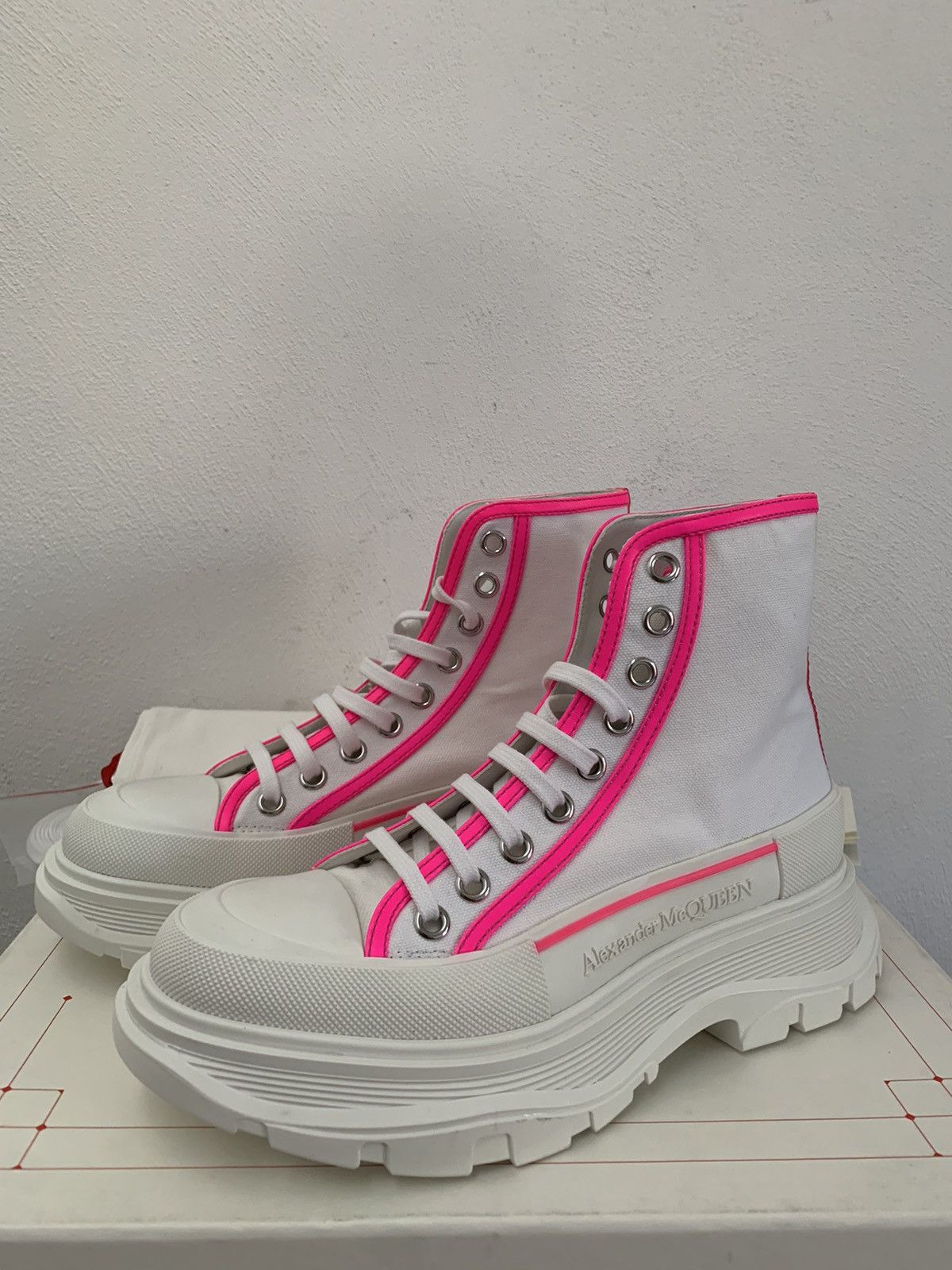 Alexander McQueen Alexander McQueen Tread Slick Chunky Sole High Top Boots Size US 8 / IT 38 - 7 Thumbnail