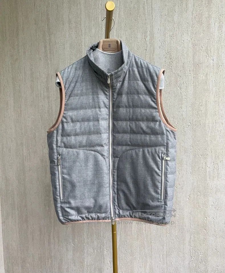 Brunello Cucinelli Brunello Cucinelli Gray Down Vest. Size US XS / EU 42 / 0 - 1 Thumbnail