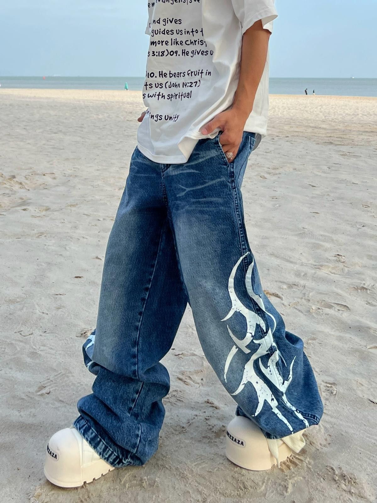 Vintage Washed Wide Leg Tribal Print Baggy Denim Jeans Size 32" / US 10 / IT 46 - 2 Thumbnail