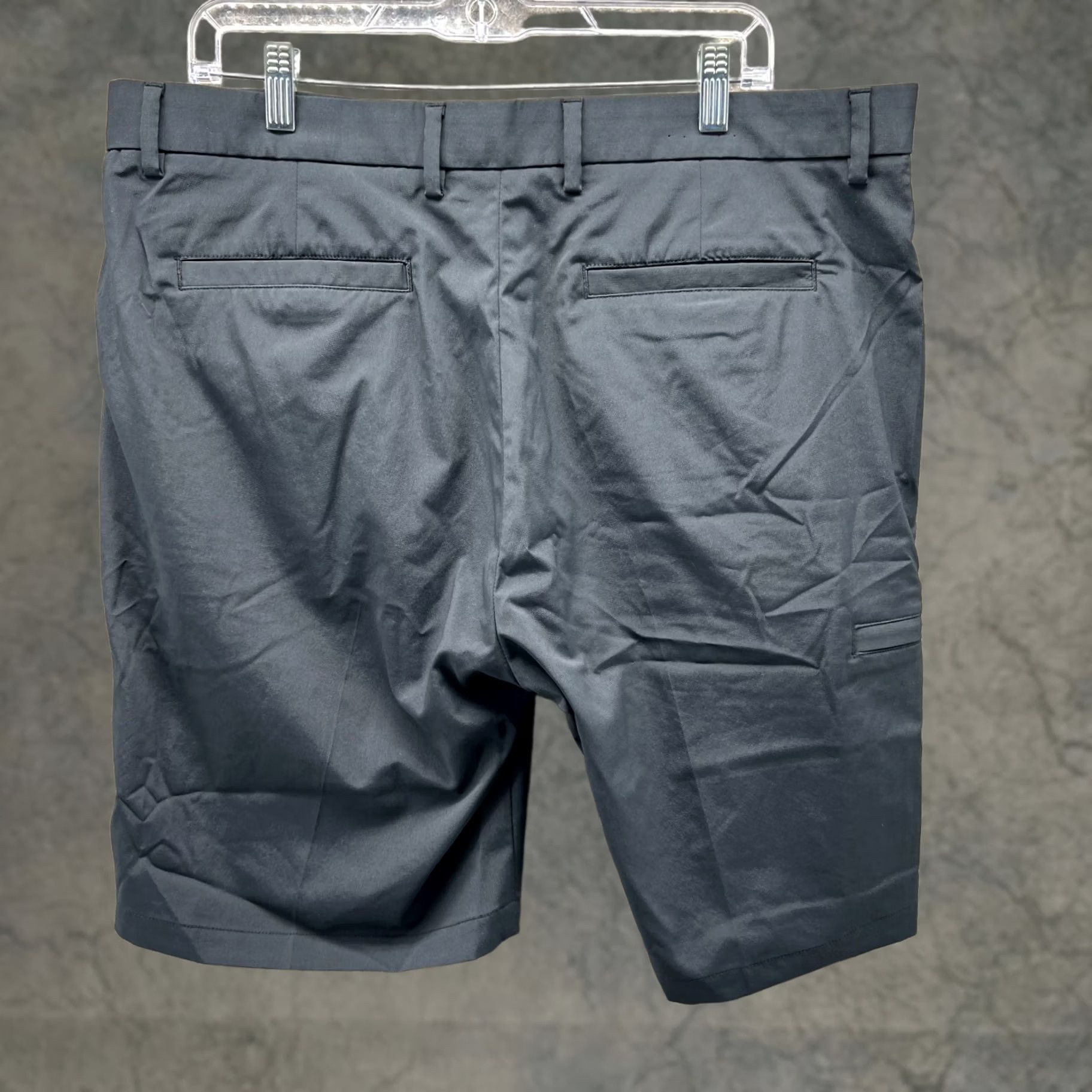 Vintage VINTAGE Greg Norman Shorts Mens 38 Black Flat Front Stretch Polyester Golf Casual Workwear 10in Inseam Mens Size US 38 / EU 54 - 1 Thumbnail