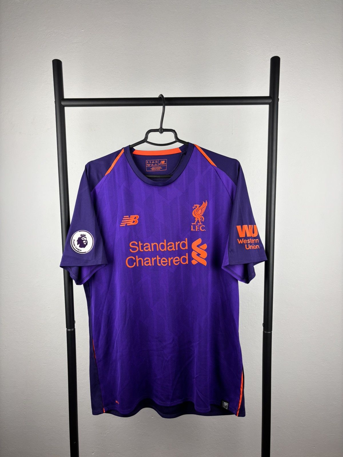 New Balance New Balance x Liverpool 2018 soccer jersey size XL Size US XL / EU 56 / 4 - 1 Thumbnail