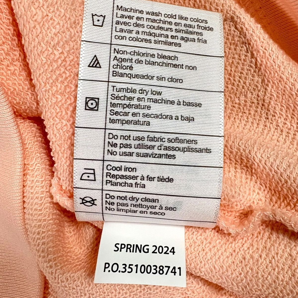 Carhartt Carhartt Women’s Loosefit Peach Henley Sweatshirt Sz S (4-6) Size S / US 4 / IT 40 - 13 Thumbnail
