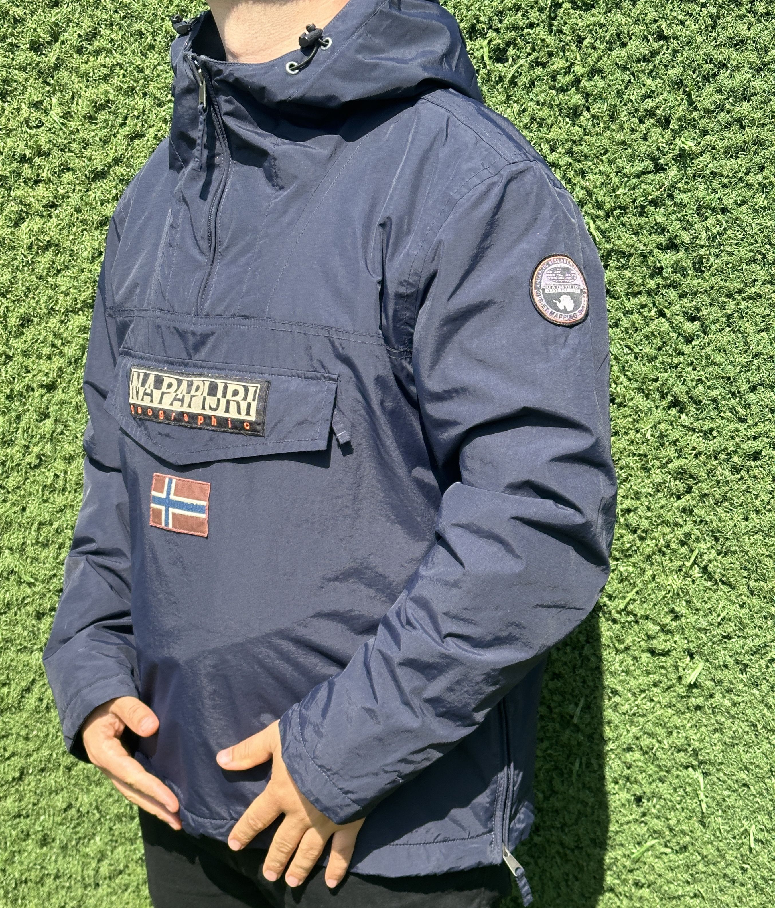 Napapijri Napapijri Skidoo Taped Seams Bomber Windbreaker Size L Size US L / EU 52-54 / 3 - 7 Thumbnail