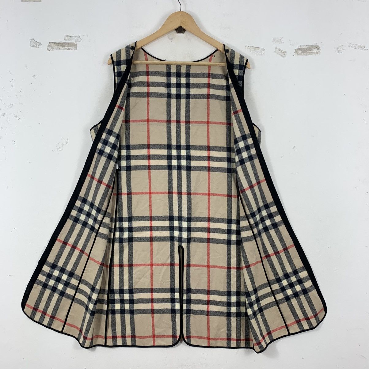 Burberry BURBERRY LONDON Nova Check Tartan Inner Layer Light Jacket Size US L / EU 52-54 / 3 - 4 Thumbnail