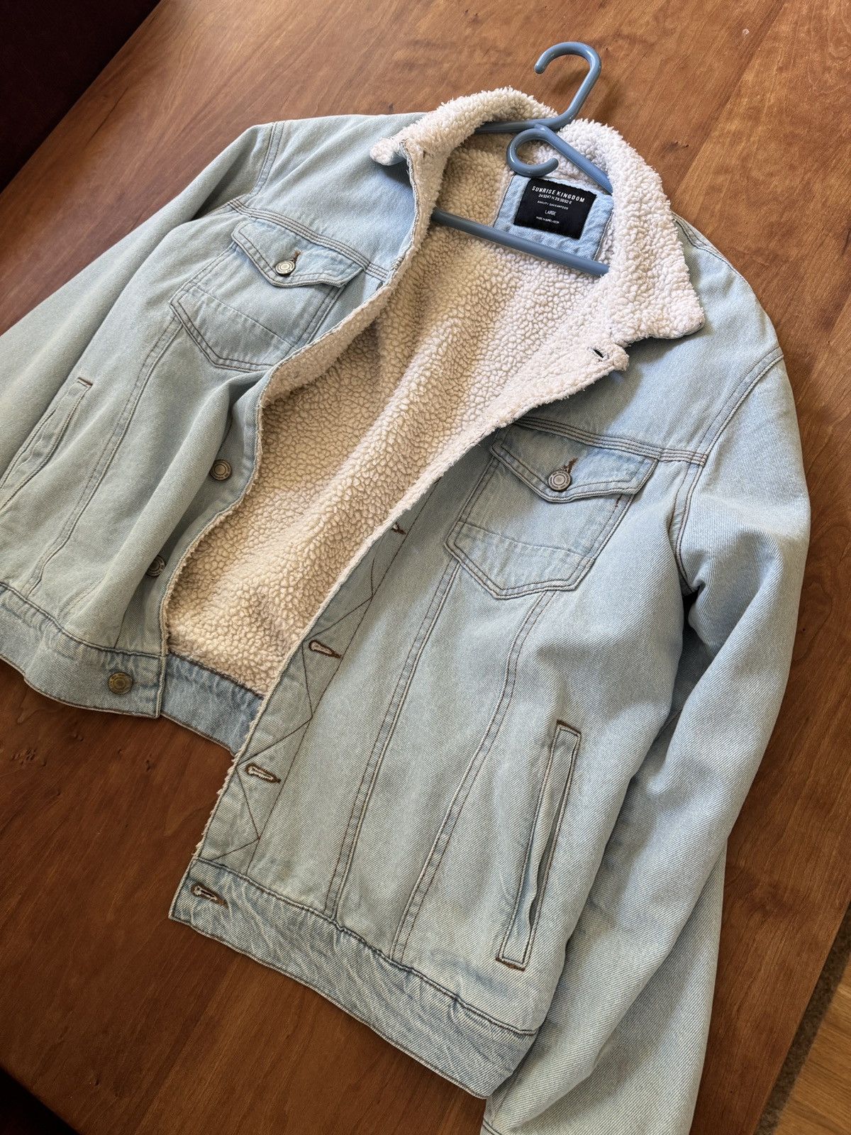 Vintage Vintage Whitewash Denim Jacket with fur Size US L / EU 52-54 / 3 - 2 Thumbnail