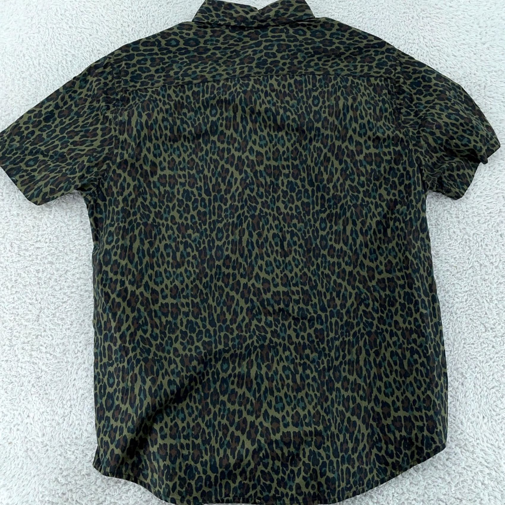 Levi's Levi's Casual Shirt Men L Camo Olive Leopard Short Sleeve Collared Button Up Shirt Size US L / EU 52-54 / 3 - 3 Thumbnail