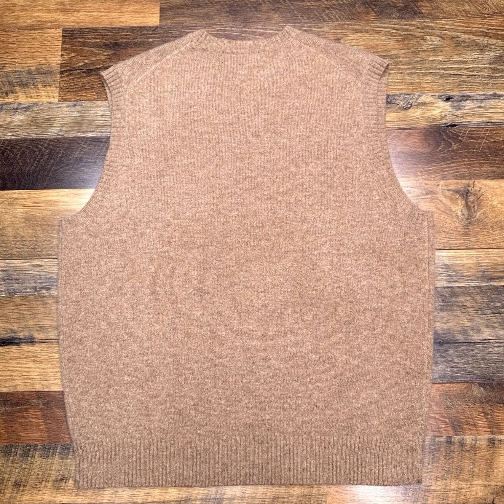 Brooks Brothers Brooks Brothers Vest Mens Medium Tan Brown Wool Knit V-Neck Sleeveless Solid Logo Regular Workwear Formal Casual Preppy Vintage No Size US M / EU 48-50 / 2 - 2 Thumbnail
