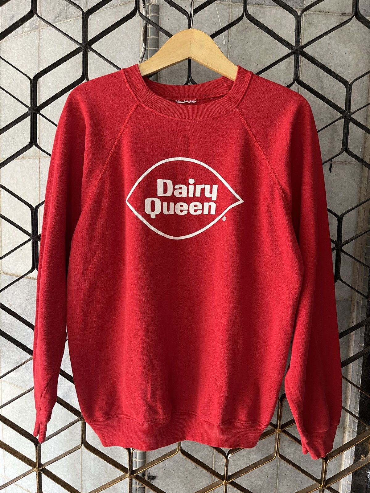 Vintage RARE Dairy Queen Vintage Crewneck 80s Size US XL / EU 56 / 4 - 1 Thumbnail
