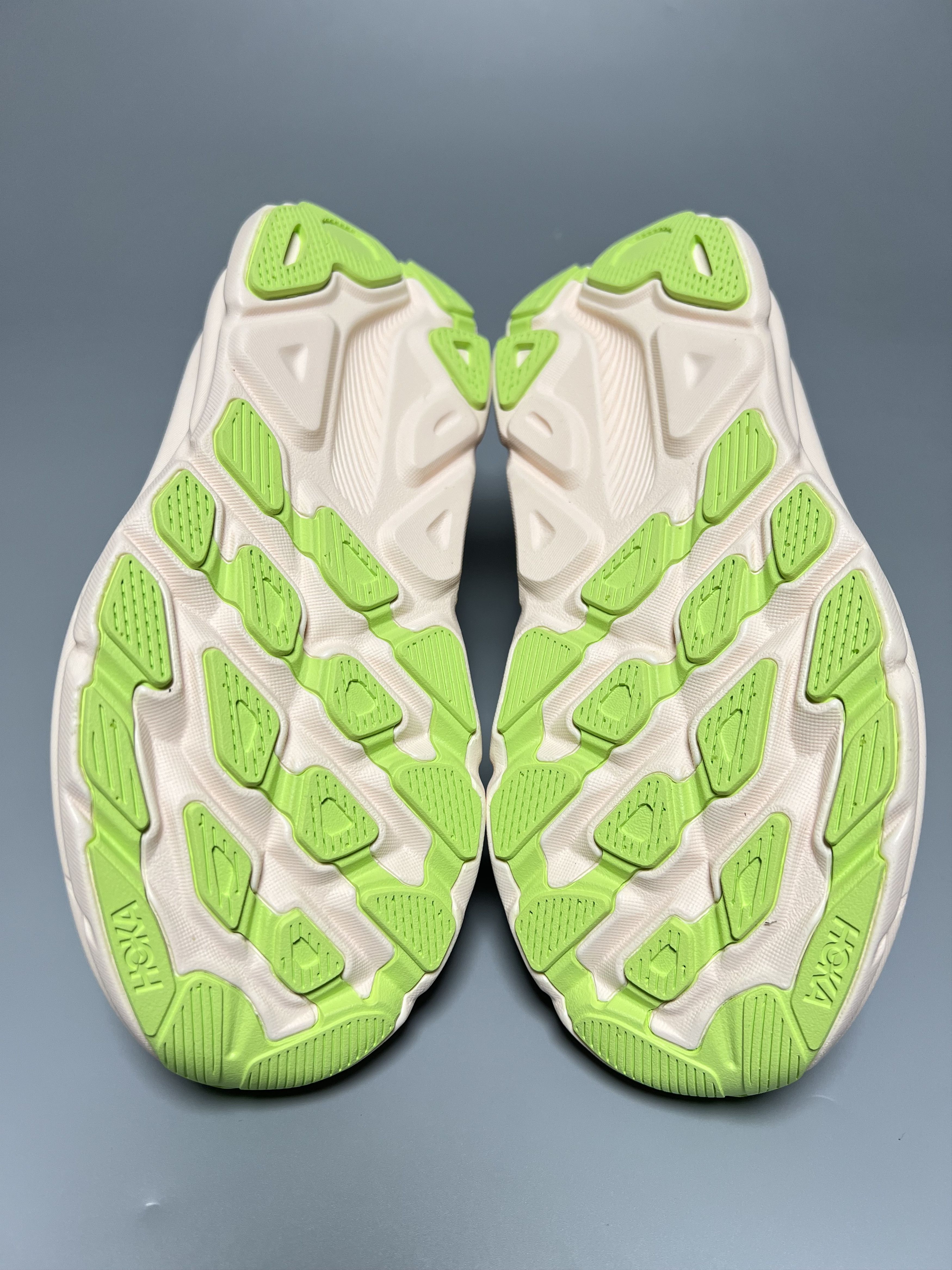 Hoka 5.5D Hoka One One Clifton 9 Wide Running Shoes Walking Gym Size US 5.5 / IT 35.5 - 12 Thumbnail