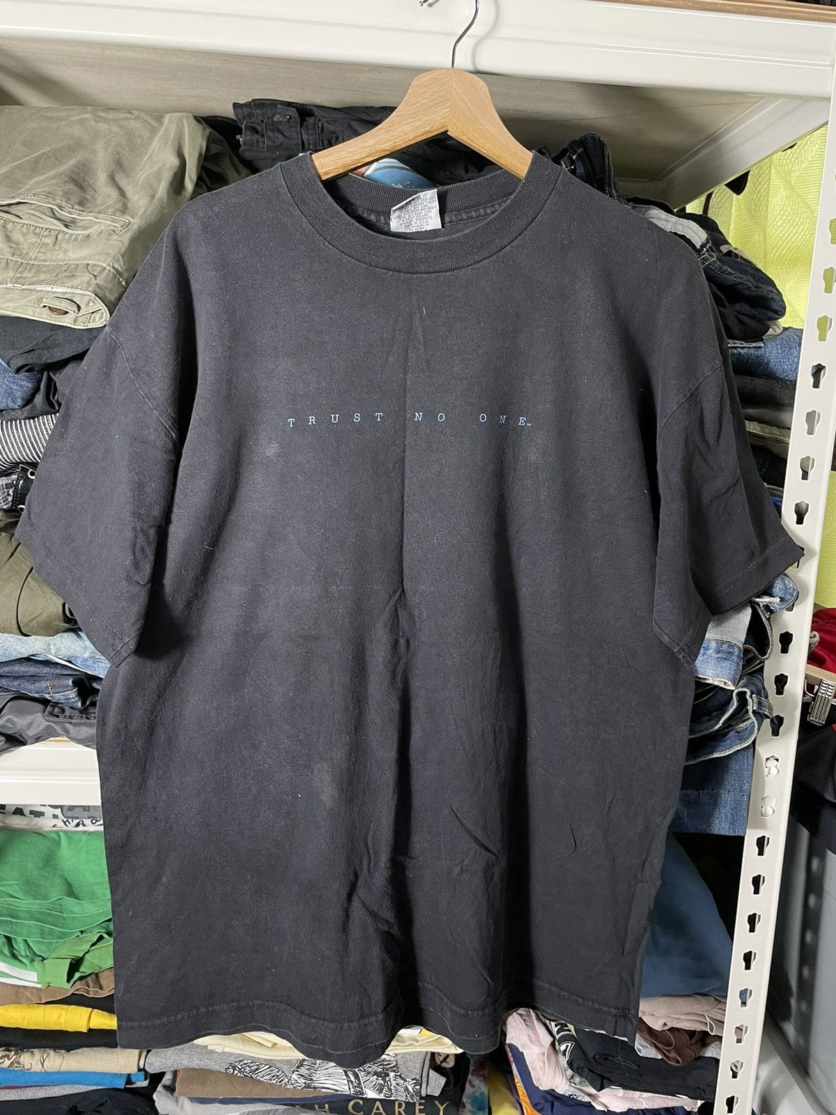 Vintage Vintage X File by Stanley Desantis Movie Shirt Size US L / EU 52-54 / 3 - 1 Thumbnail