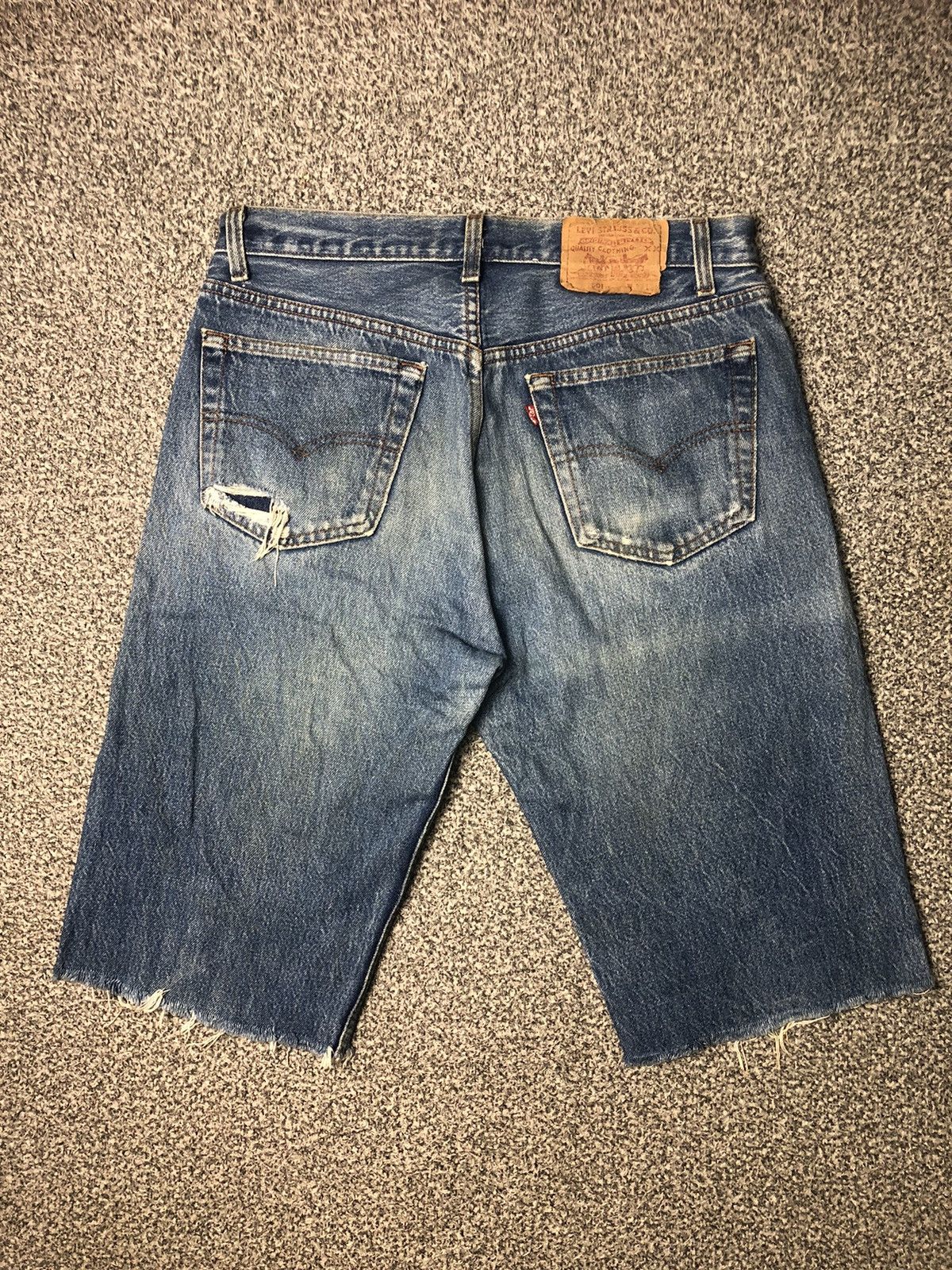 Levi's × Vintage Vintage Levis 501xx Distressed Custom Shortpants Size US 33 - 8 Thumbnail