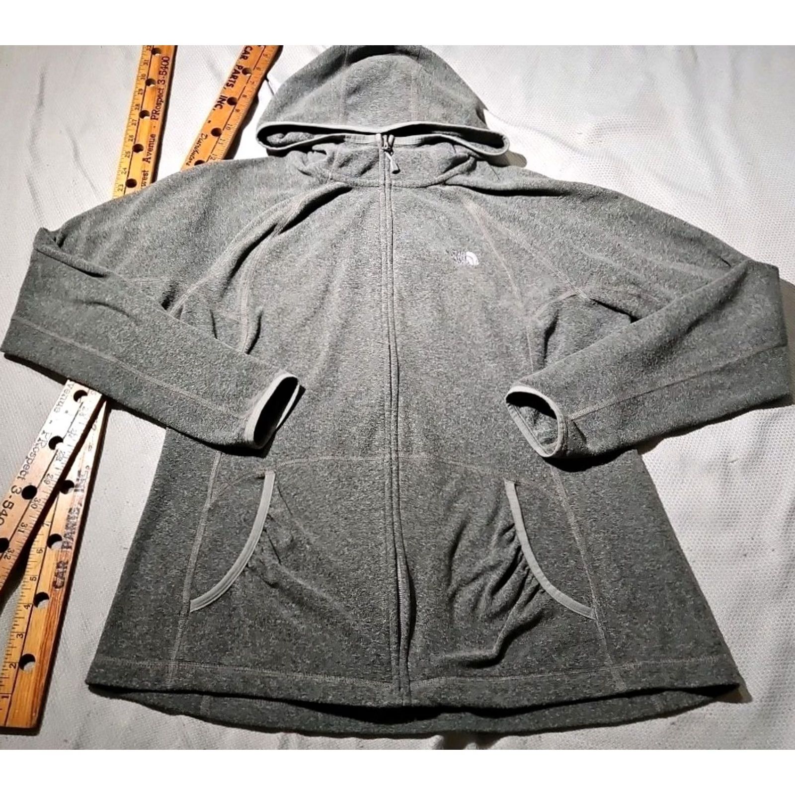 The North Face The North Face Hoodie Womens XL Gray Full Zip Outdoor Jacket Logo Pockets Size XL / US 12-14 / IT 48-50 - 2 Thumbnail