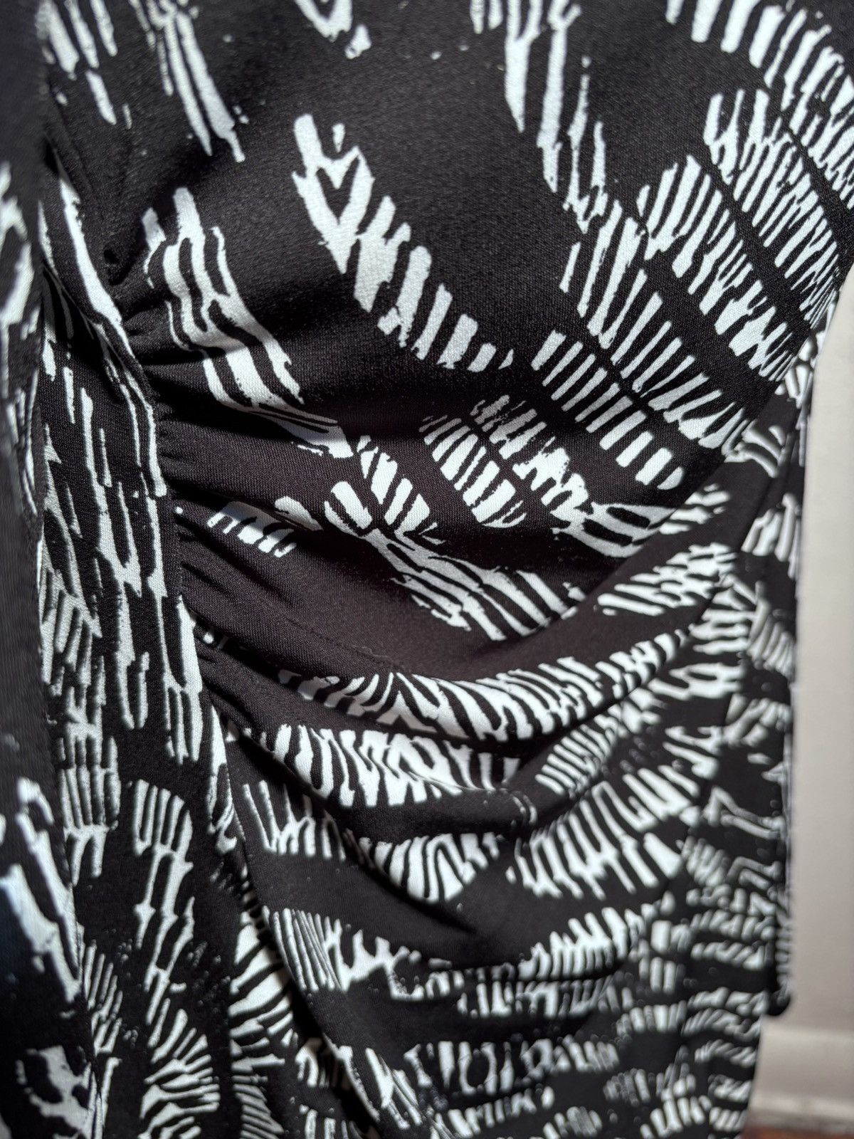 Alfani Alfani V Neck Abstract Print Blouse Size XL / US 12-14 / IT 48-50 - 7 Thumbnail
