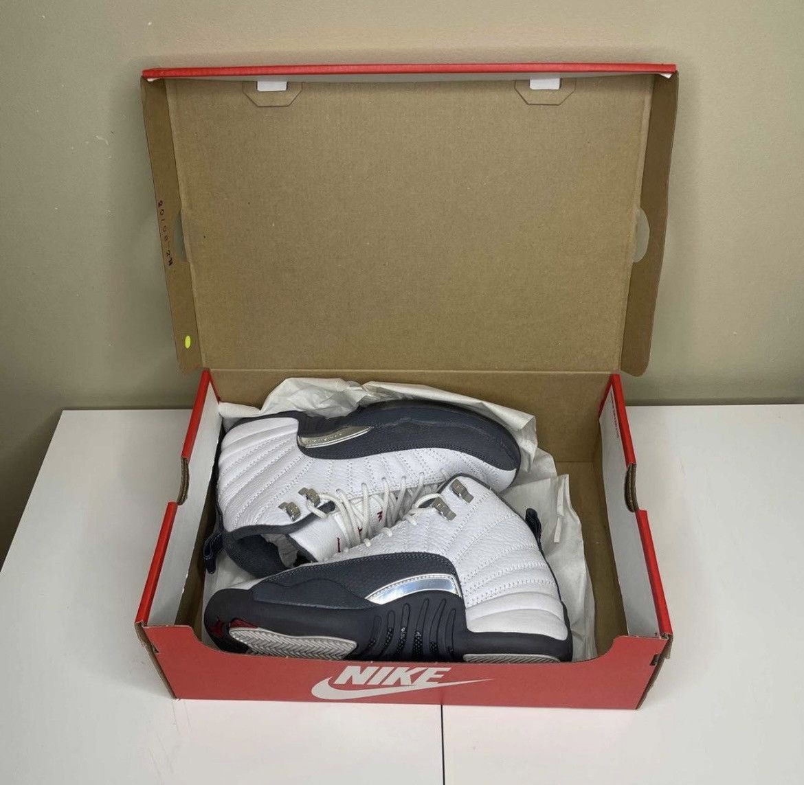 Jordan Brand AIR JORDAN 12 RETRO BG 'DARK GREY' Size US 5 / EU 37 - 1 Thumbnail