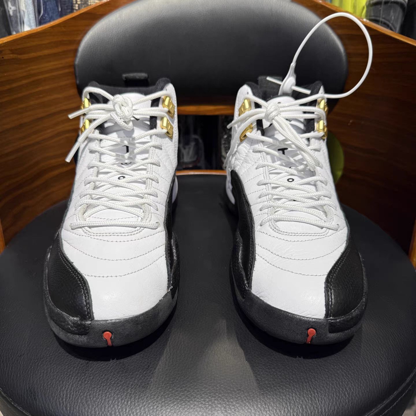 Jordan Brand Air Jordan 12 Taxi Basketball Shoes K15 Size US 7 / EU 40 - 2 Thumbnail