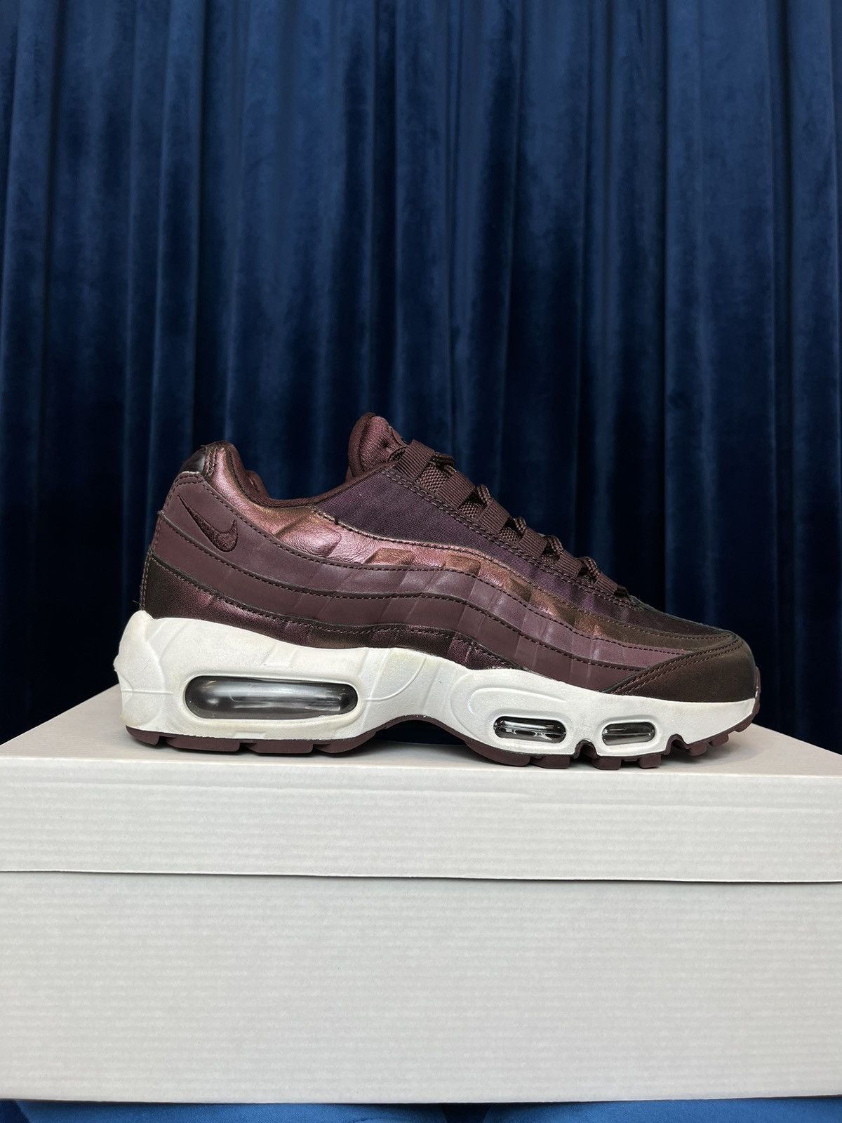 Red Crush Air Max 95 Burgundy And Gold Nike Air Max 95 Premium