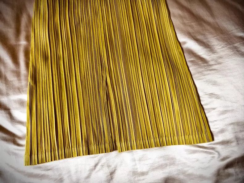 Issey Miyake Issey Miyake size:5 Yellow pleated dress Size XXS / US 00 / IT 34 - 5 Thumbnail