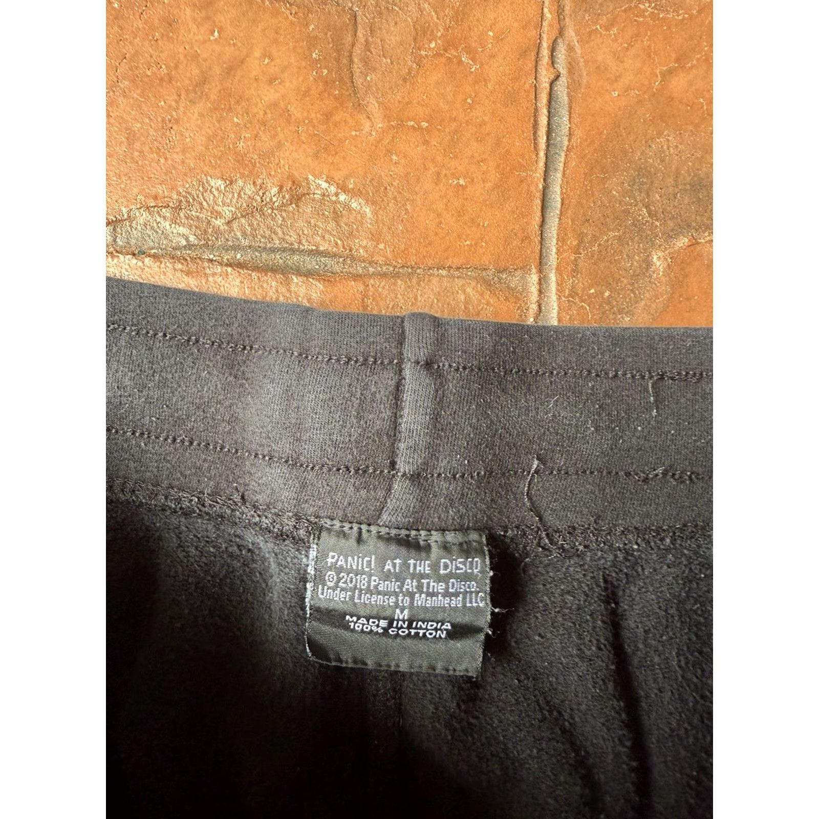 Vintage Panic At The Disco Pray For The Wicked 2018 Tour Jogger Sweatpants M Black Cotton Pockets Logo Adults Unisex Pants Tapered Regular Streetwear Size 32" / US 10 / IT 46 - 2 Thumbnail