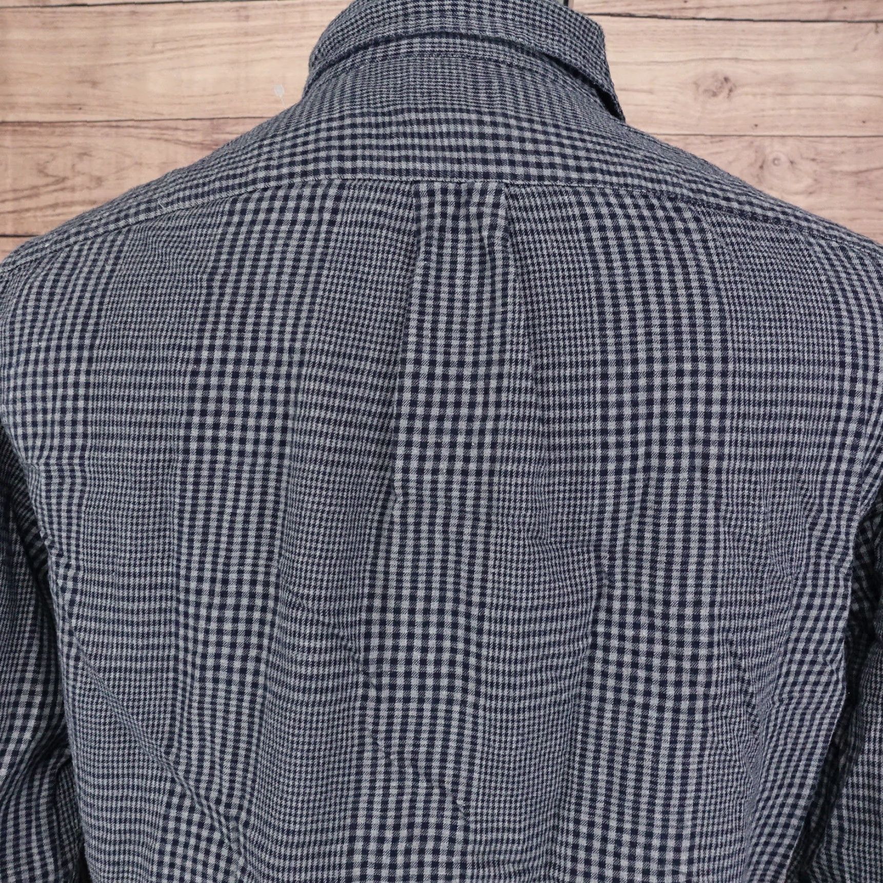 J.Crew Vintage J.Crew Slim Fit Grey Check Button-Down Shirt Men Medium Size US M / EU 48-50 / 2 - 5 Thumbnail
