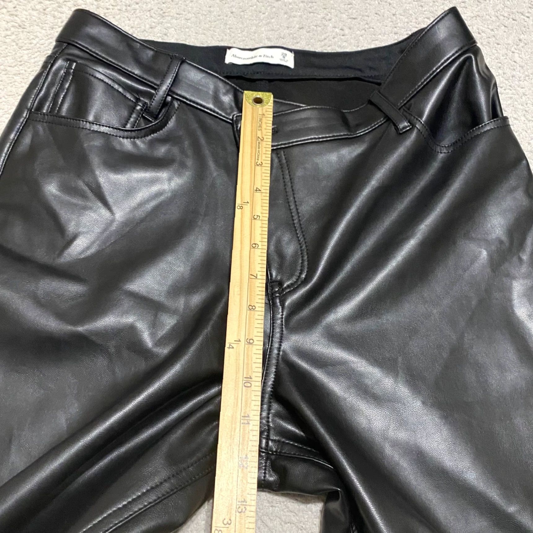 Abercrombie & Fitch Abercrombie & Fitch Womens Pants Black Faux Vegan Leather Straight High Rise 8 Size 30" / US 8 / IT 44 - 4 Thumbnail