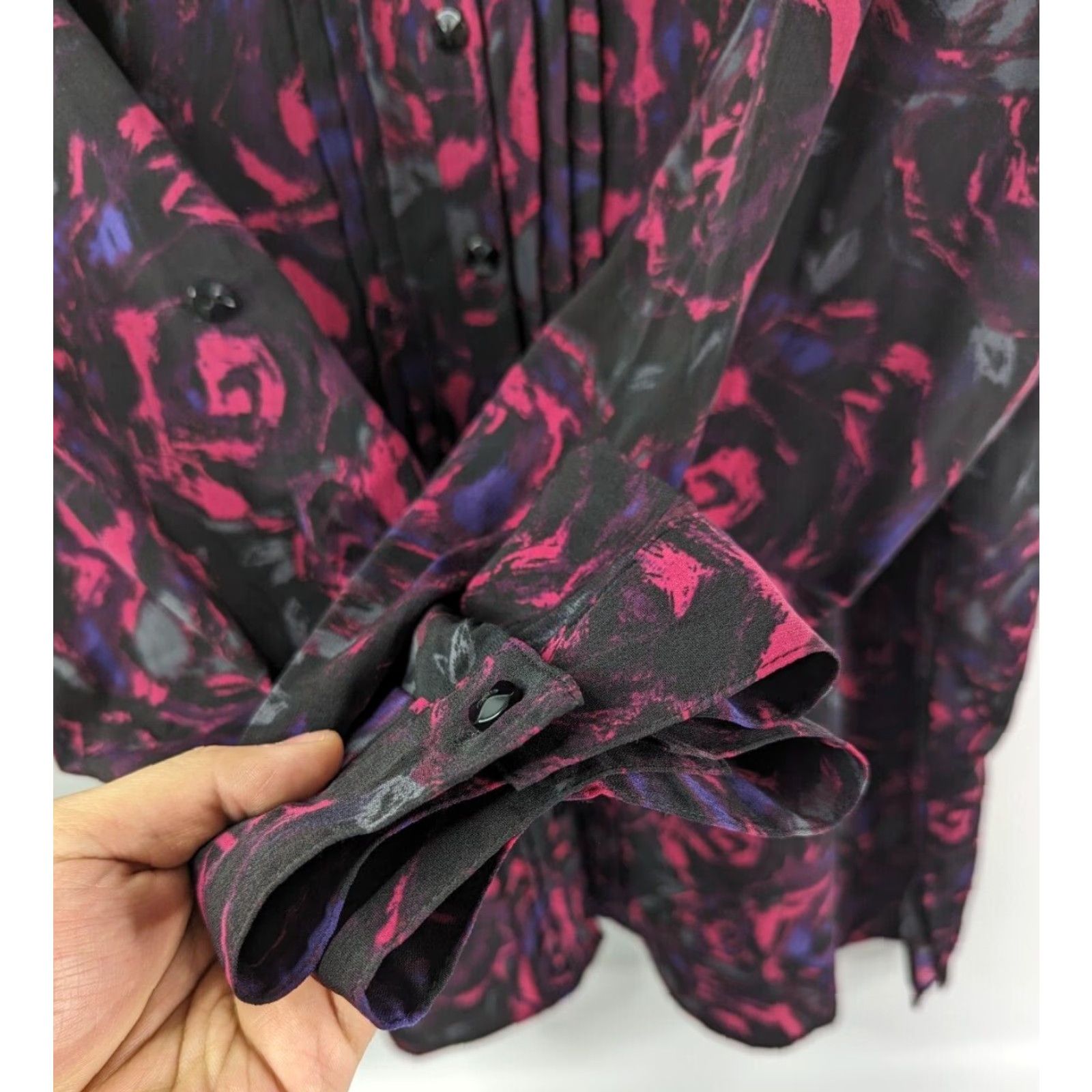 Vintage Maggie Barnes Womens Plus Size 3X Button Up Tunic V-Neck Roll Tab Sleeve Abstract Purple Size XXL / US 16-18 / IT 52-54 - 2 Thumbnail