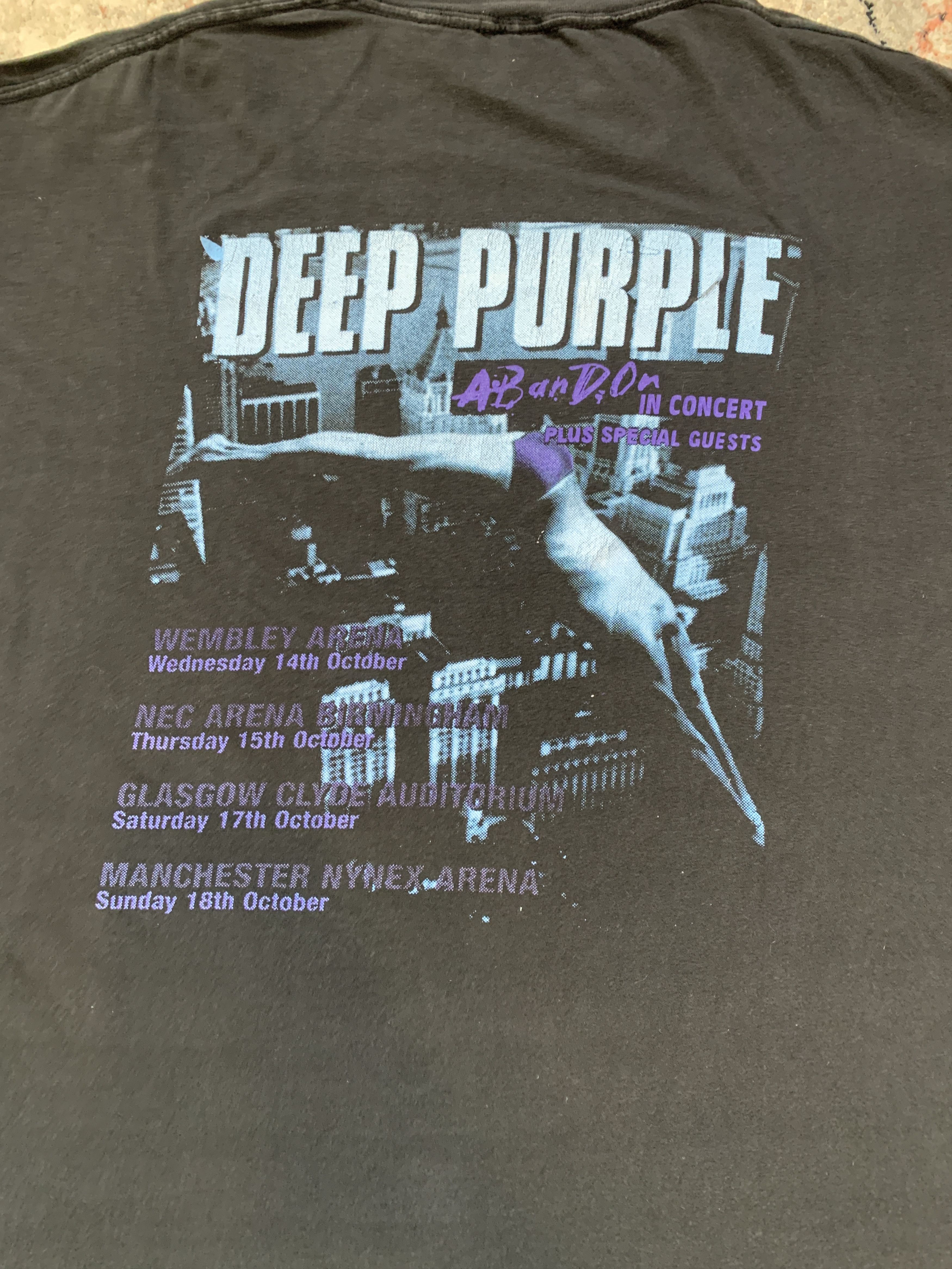 Band Tees Vintage Deep Purple A Band On Tee Size US XL / EU 56 / 4 - 6 Thumbnail