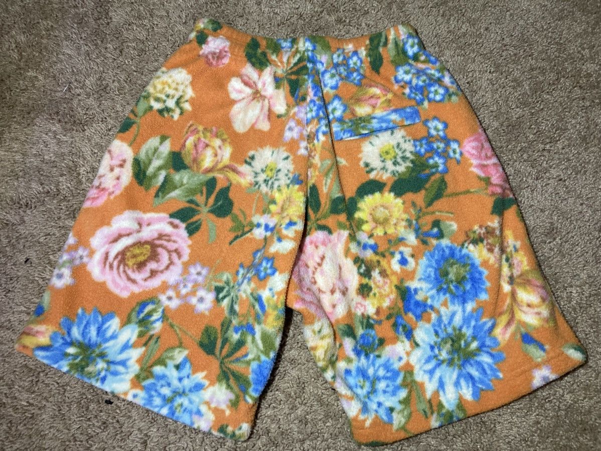 Martine Rose SS21 Martine Rose Floral Sweatshorts Shorts Orange 2021 MR Size US 28 / EU 44 - 7 Thumbnail