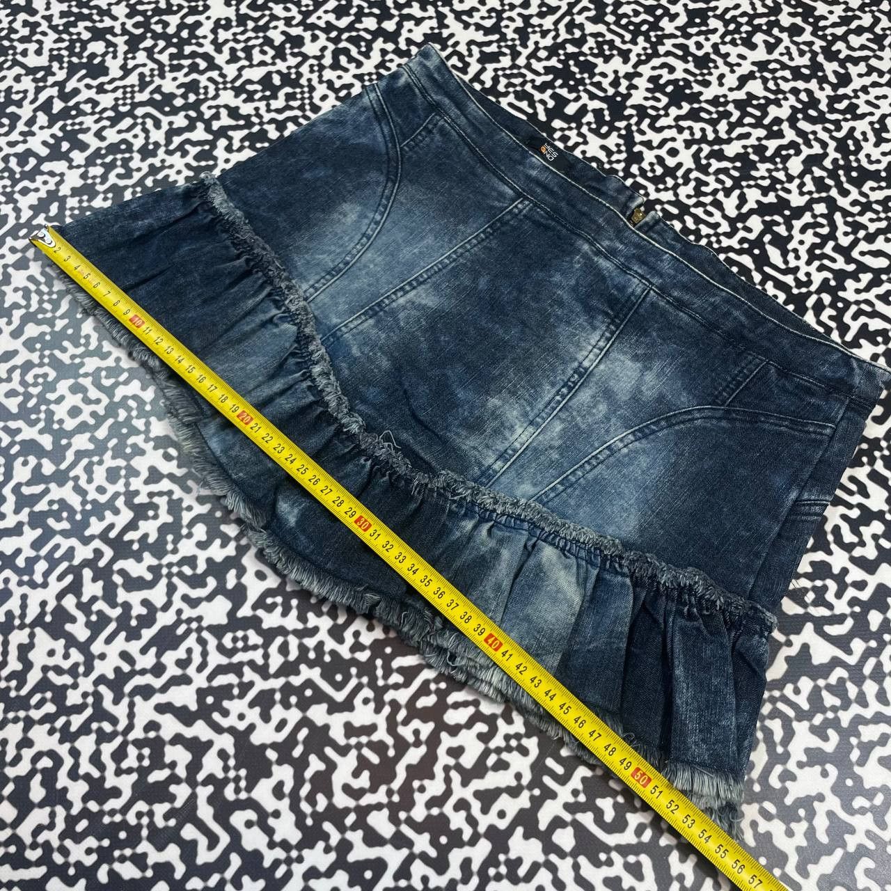 Japanese Brand Vintage Y2K Japanese Sexy Flared Mini Skirt Retro 90s Style Size 26" / US 2 / IT 38 - 16 Thumbnail