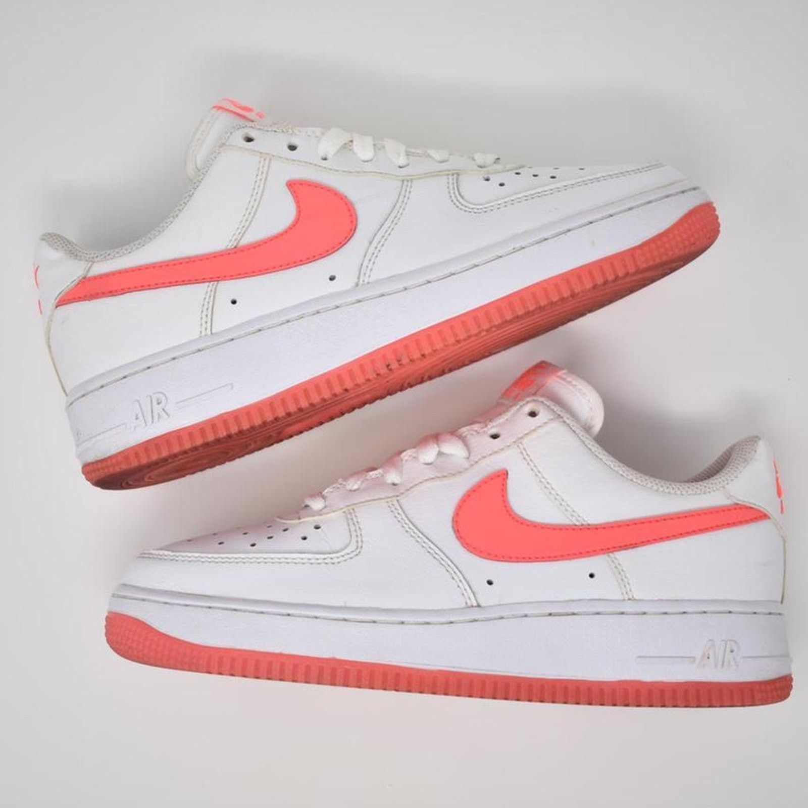 Nike 2014 Nike Air Force 1 Low “Hyper Punch” Size US 7.5 / IT 37.5 - 2 Thumbnail