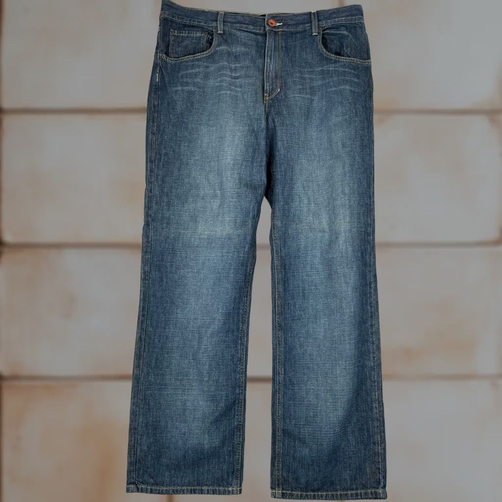 DKNY VINTAGE DKNY Jeans Denim Pants 38x33 Blue Relaxed Straight Leg Baggy Y2K Skater Mens Jeans 38 Blue Straight Baggy Size US 38 / EU 54 - 1 Thumbnail