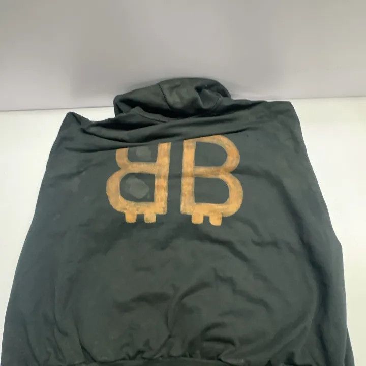 Balenciaga Balenciaga FW23 Distressed Logo Hoodie 0079-2507 Size US L / EU 52-54 / 3 - 9 Thumbnail