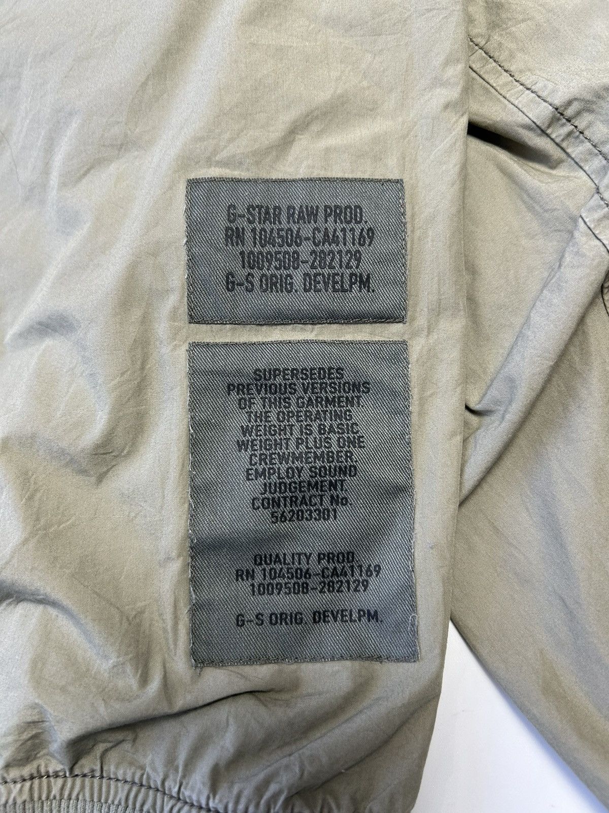 G-Star G-STAR RAW MULTI POCKET BOMBER JACKET Size US M / EU 48-50 / 2 - 4 Thumbnail