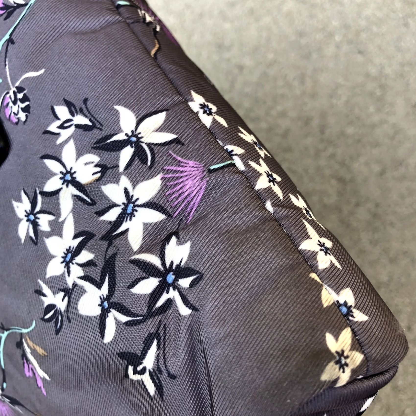 Vera Bradley VERA BRADLEY Floral Crossbody Purse Purple Shoulder Bag Women's Zipper Bag Crossbody Purse Purple Pattern Floral 11" W x 10" H Medium Violet Womens Size ONE SIZE - 6 Thumbnail