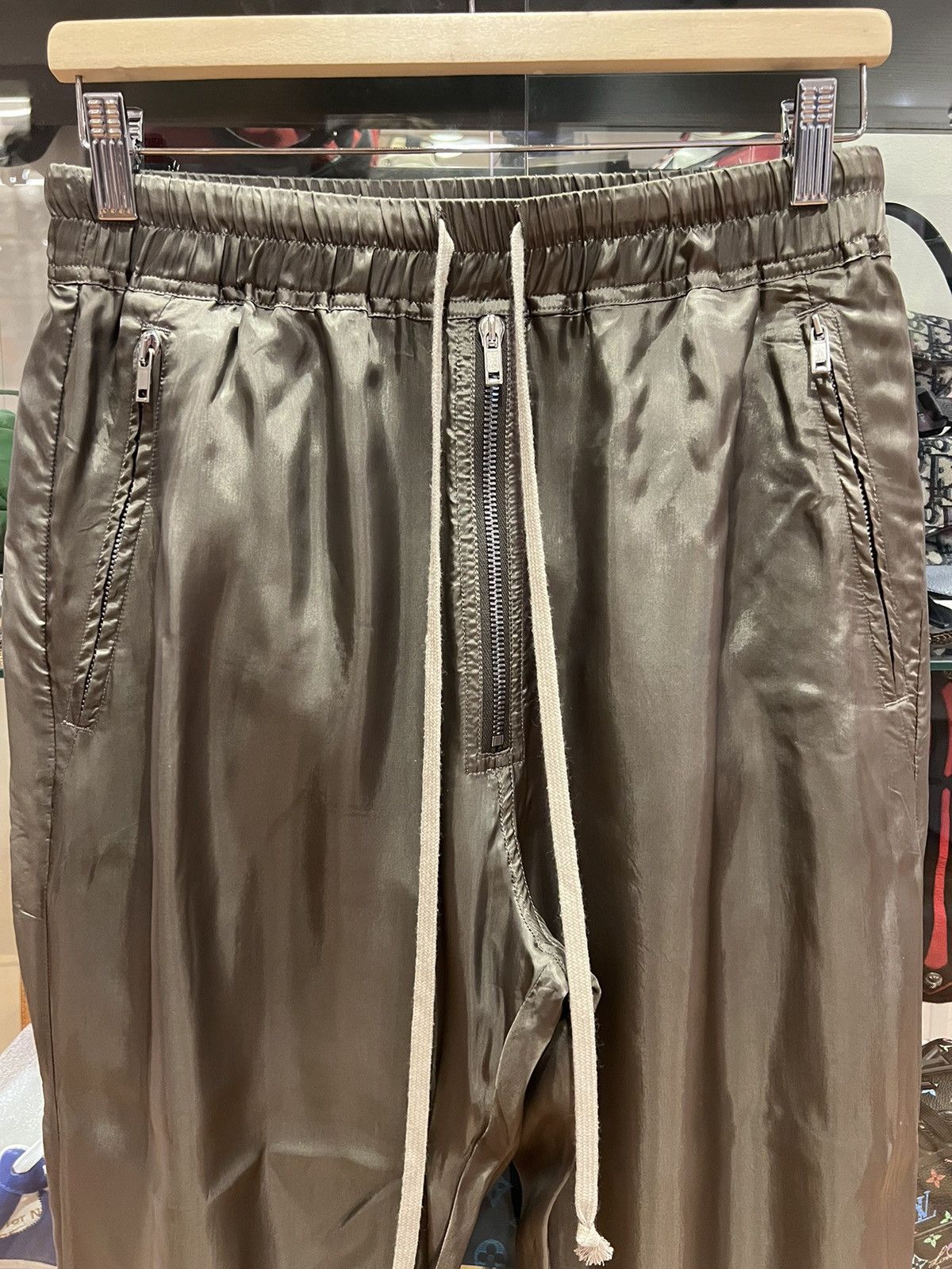 Rick Owens Rick Owens ss22 fogachine Cupro Jogger Pants Dust Size US 30 / EU 46 - 2 Thumbnail