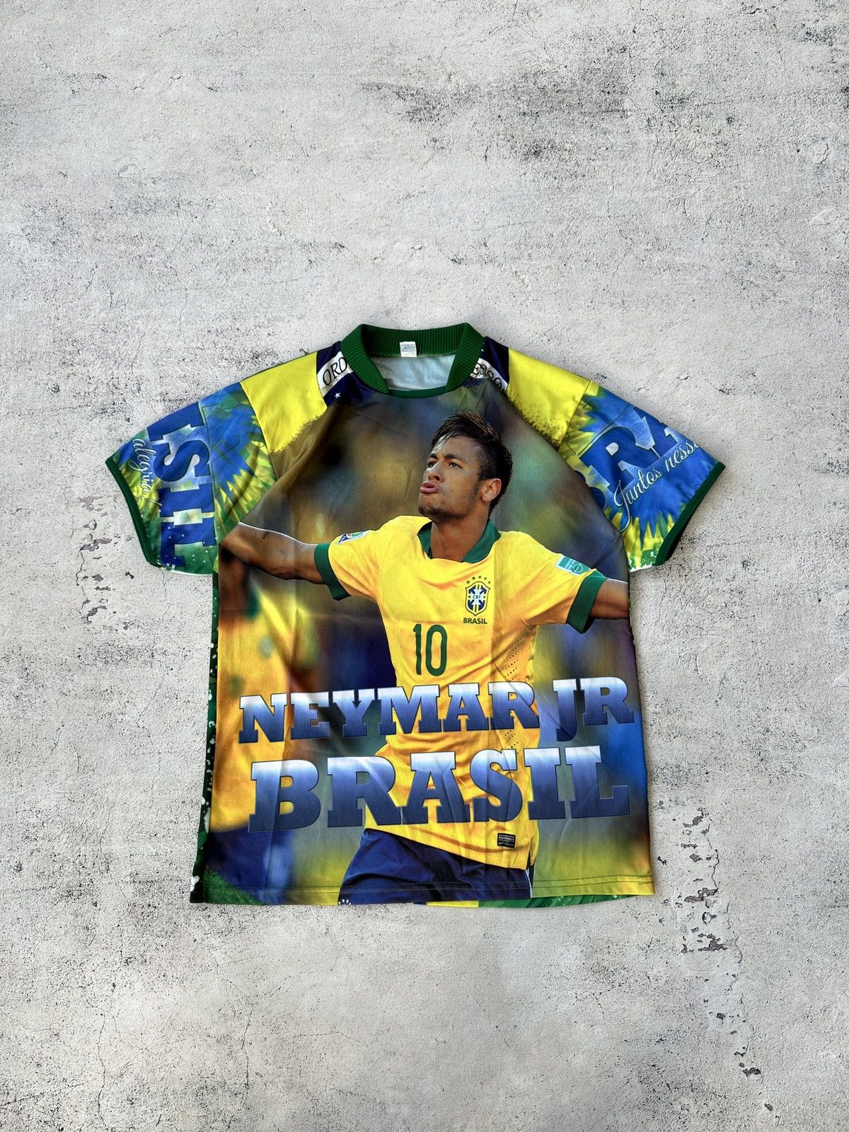 Other Neymar Brazil Fan Jersey Size US M / EU 48-50 / 2 - 1 Thumbnail