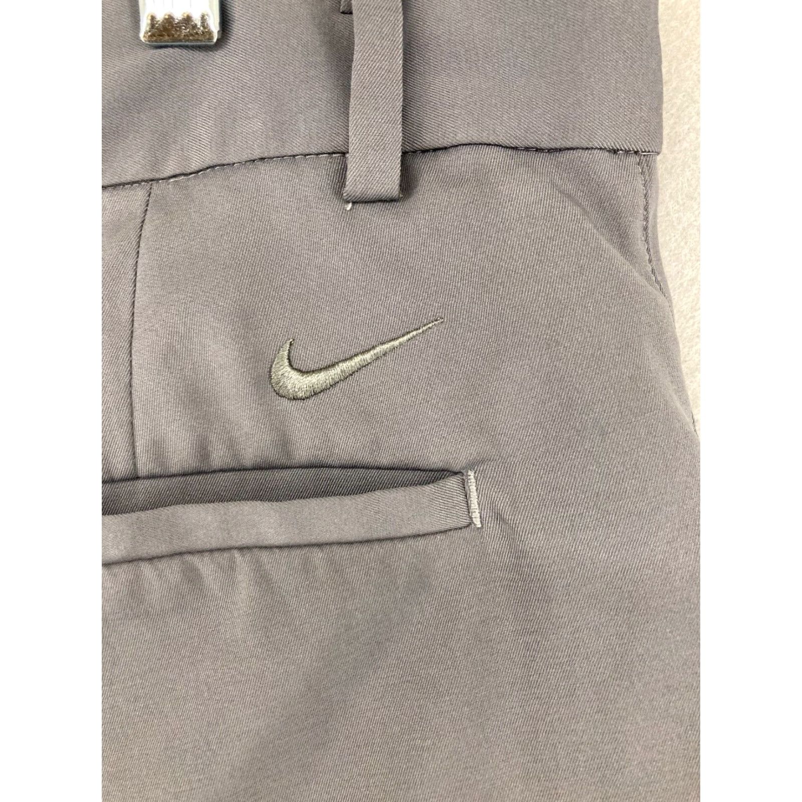 Nike Nike Golf Shorts Mens 36 Gray Standard Fit Shirt? Size US 36 / EU 52 - 7 Thumbnail