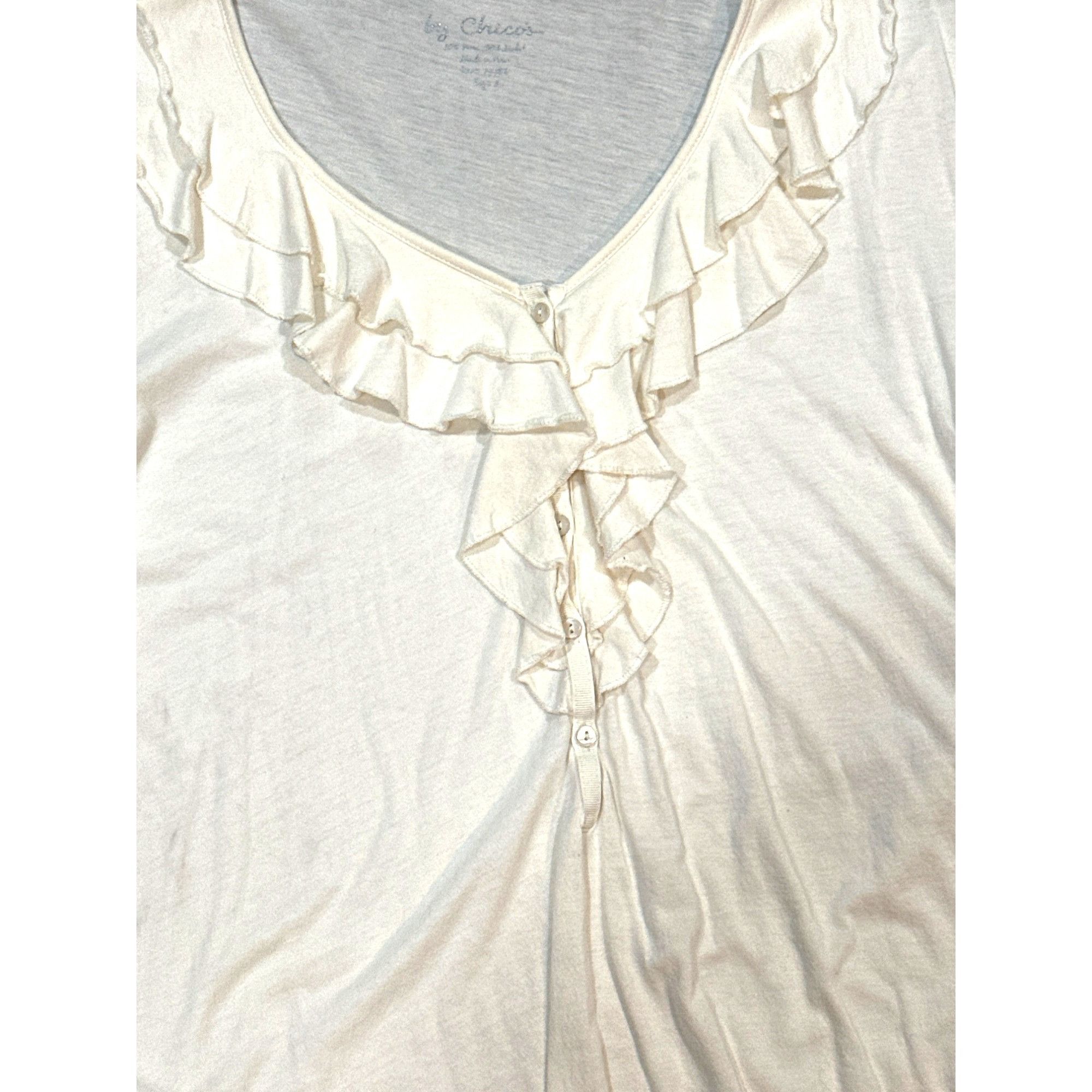 Chicos Chicos Long Sleeve Ruffled Henley Beige Button Front Blouse Size XL / US 12-14 / IT 48-50 - 7 Thumbnail
