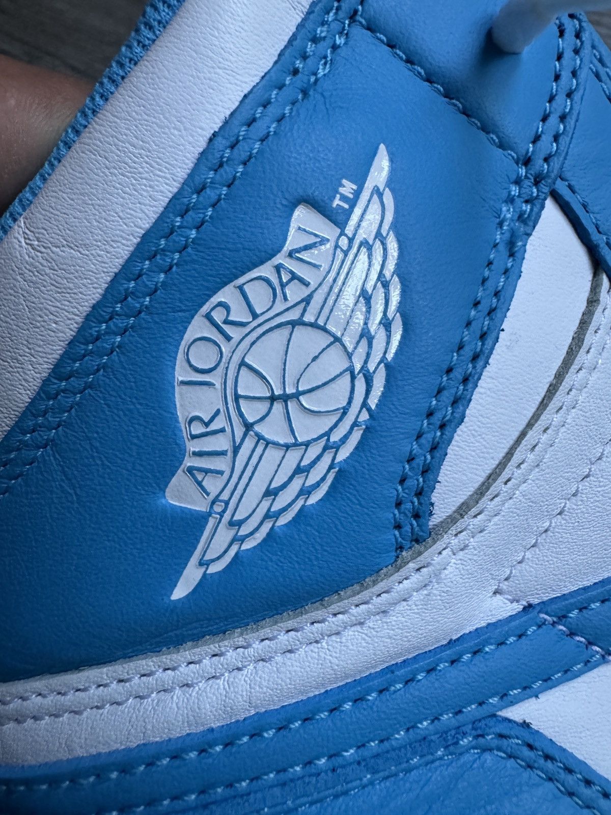Jordan Brand Jordan 1 retro OG UNC 2015 Size US 11.5 / EU 44-45 - 11 Thumbnail
